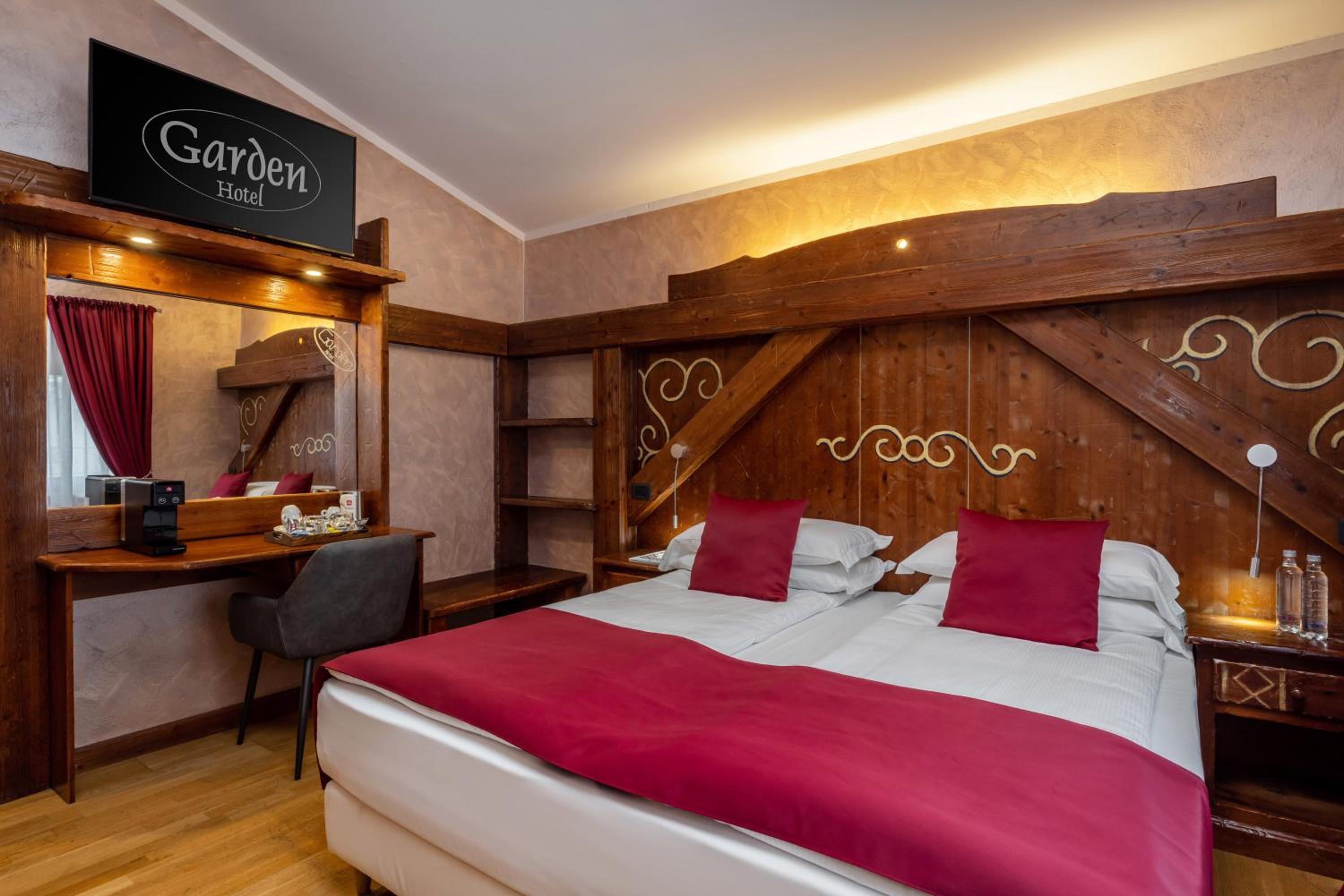 Deluxe Double Room - Photo 5