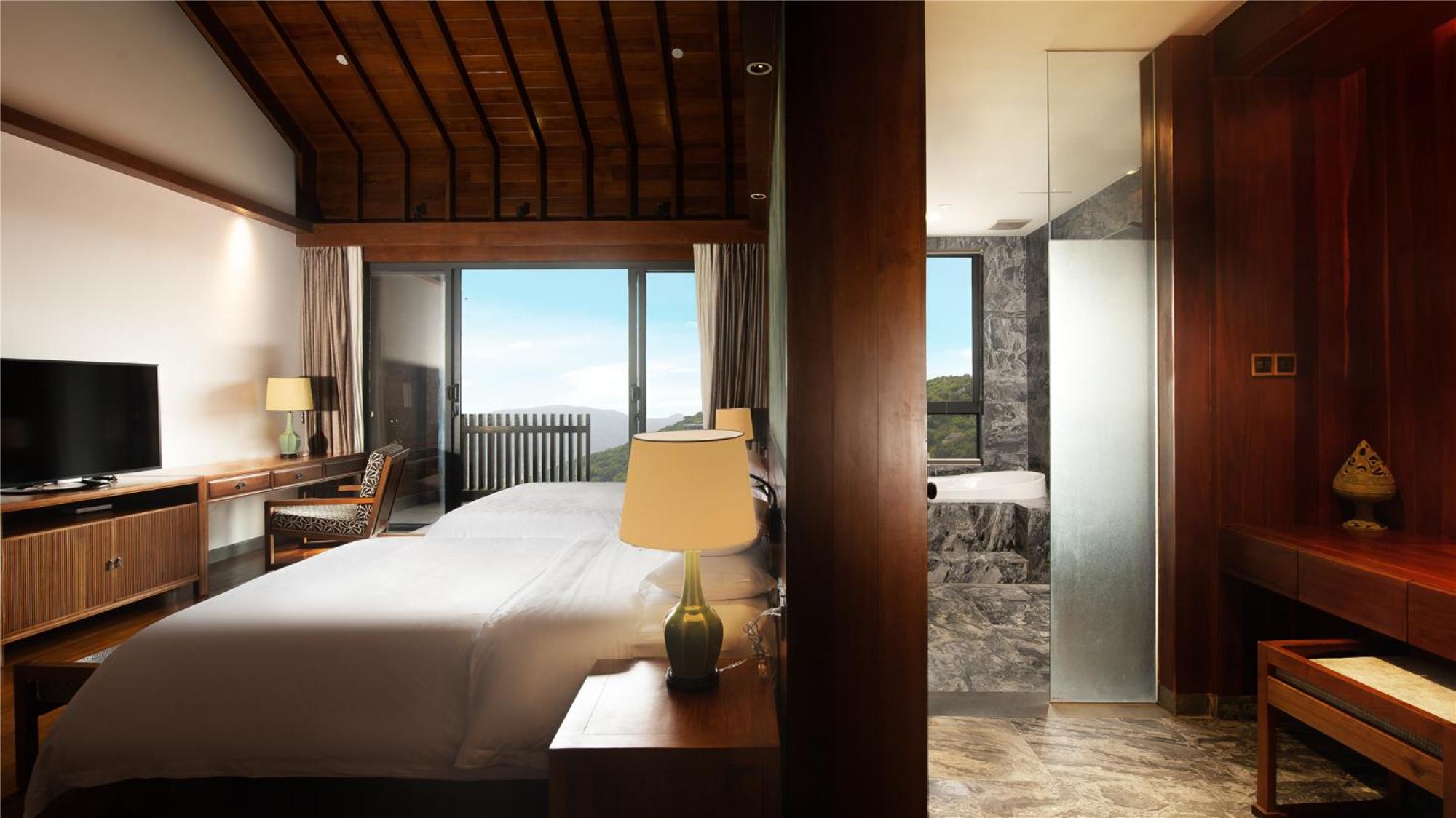 Yunpeng  Sea View Twin Room