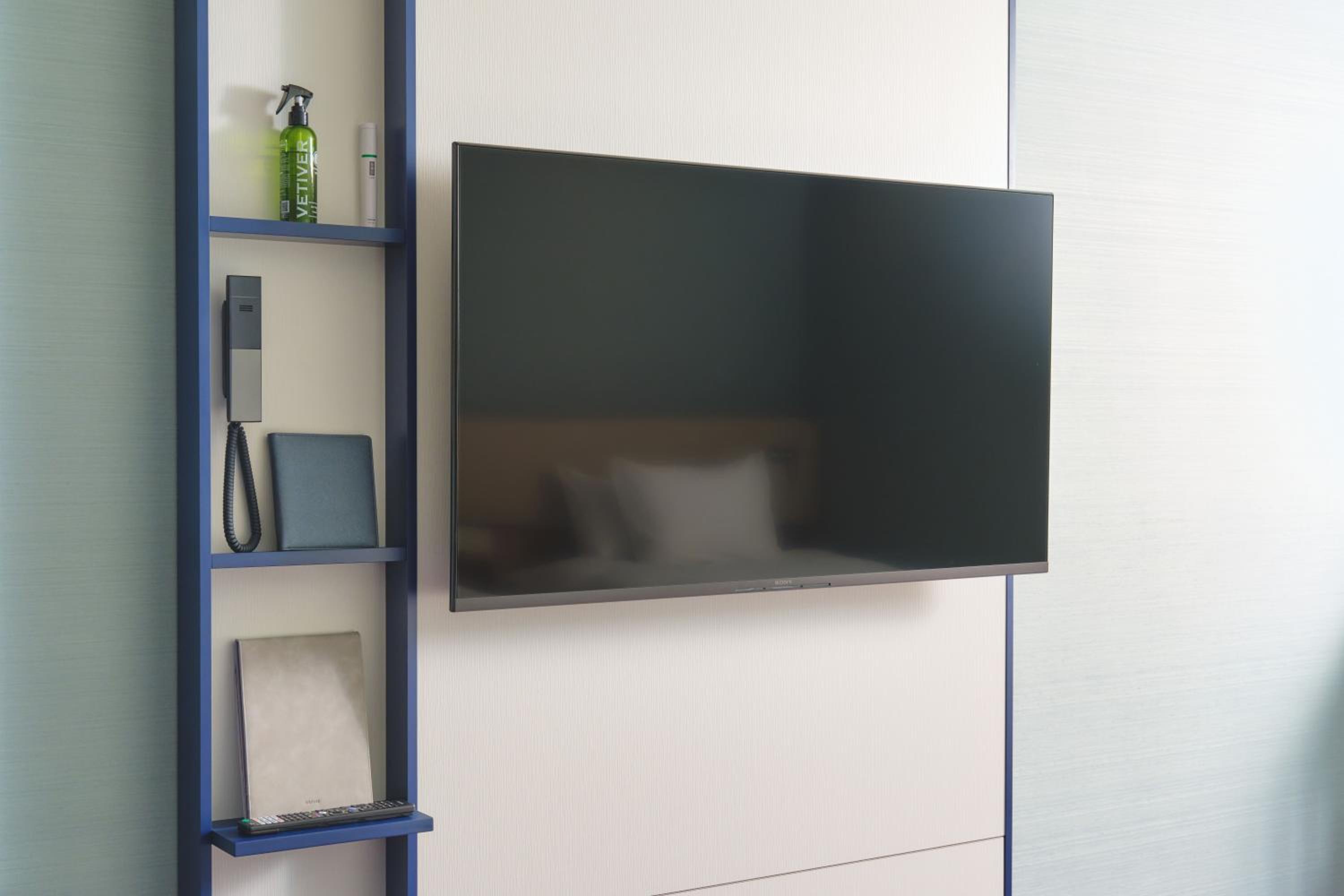Moderate Double Room - Main Building Premium Floor - Non-Smoking - Photo 8