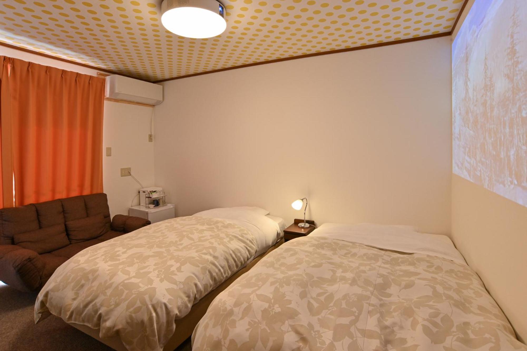 Twin Room photo 2