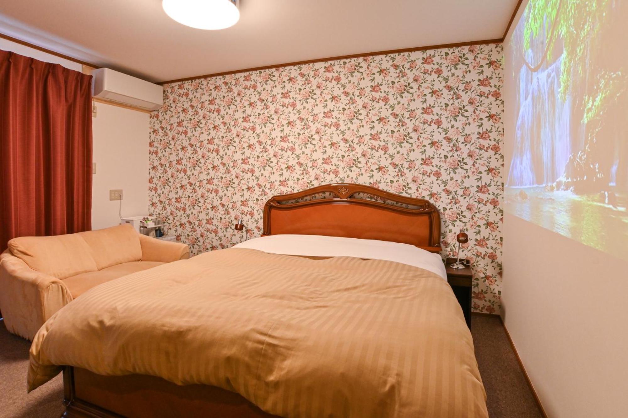 Standard Double Room photo 3