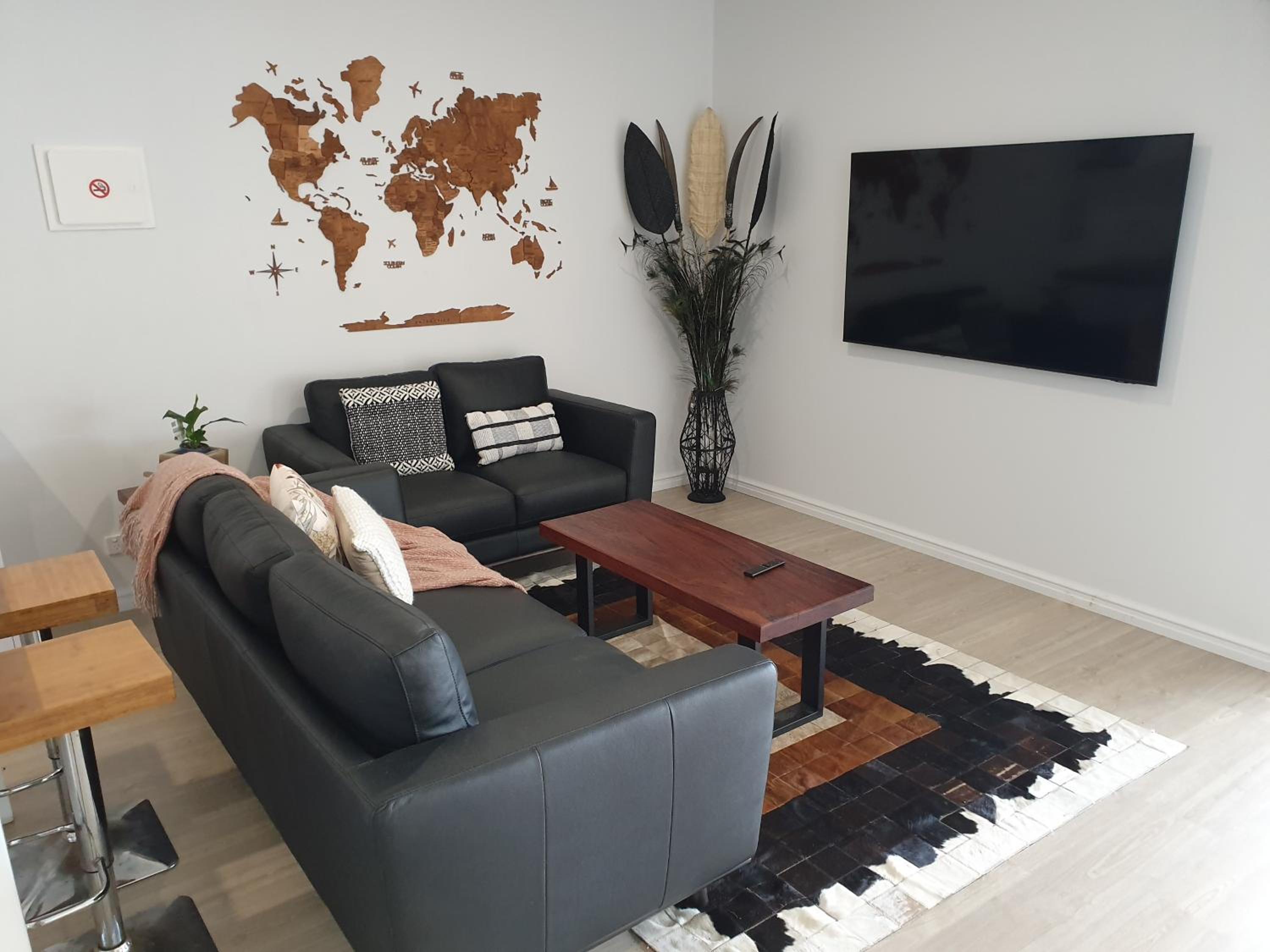 Family Room photo 2
