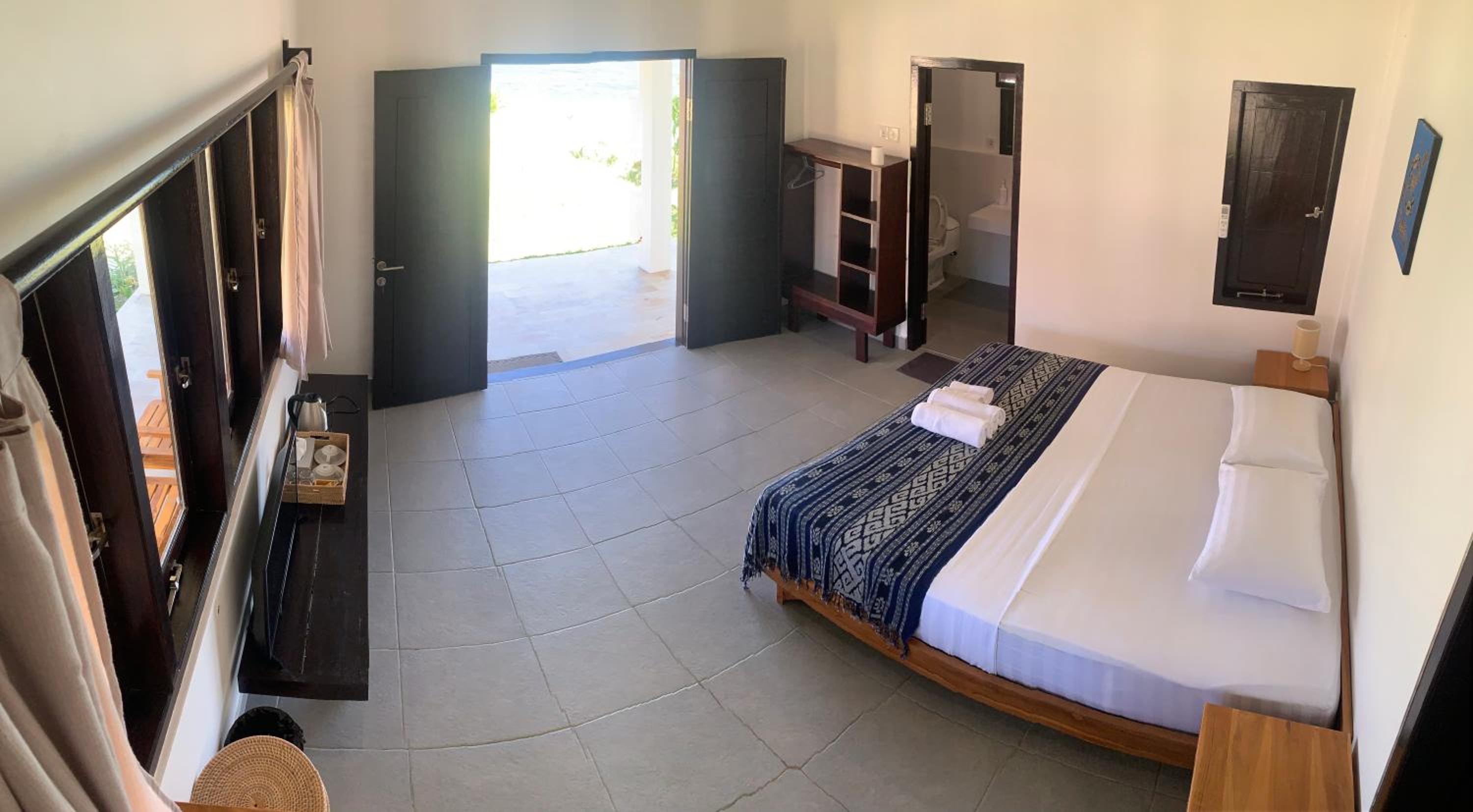 Deluxe Double Room with Balcony and Sea View - Photo 5