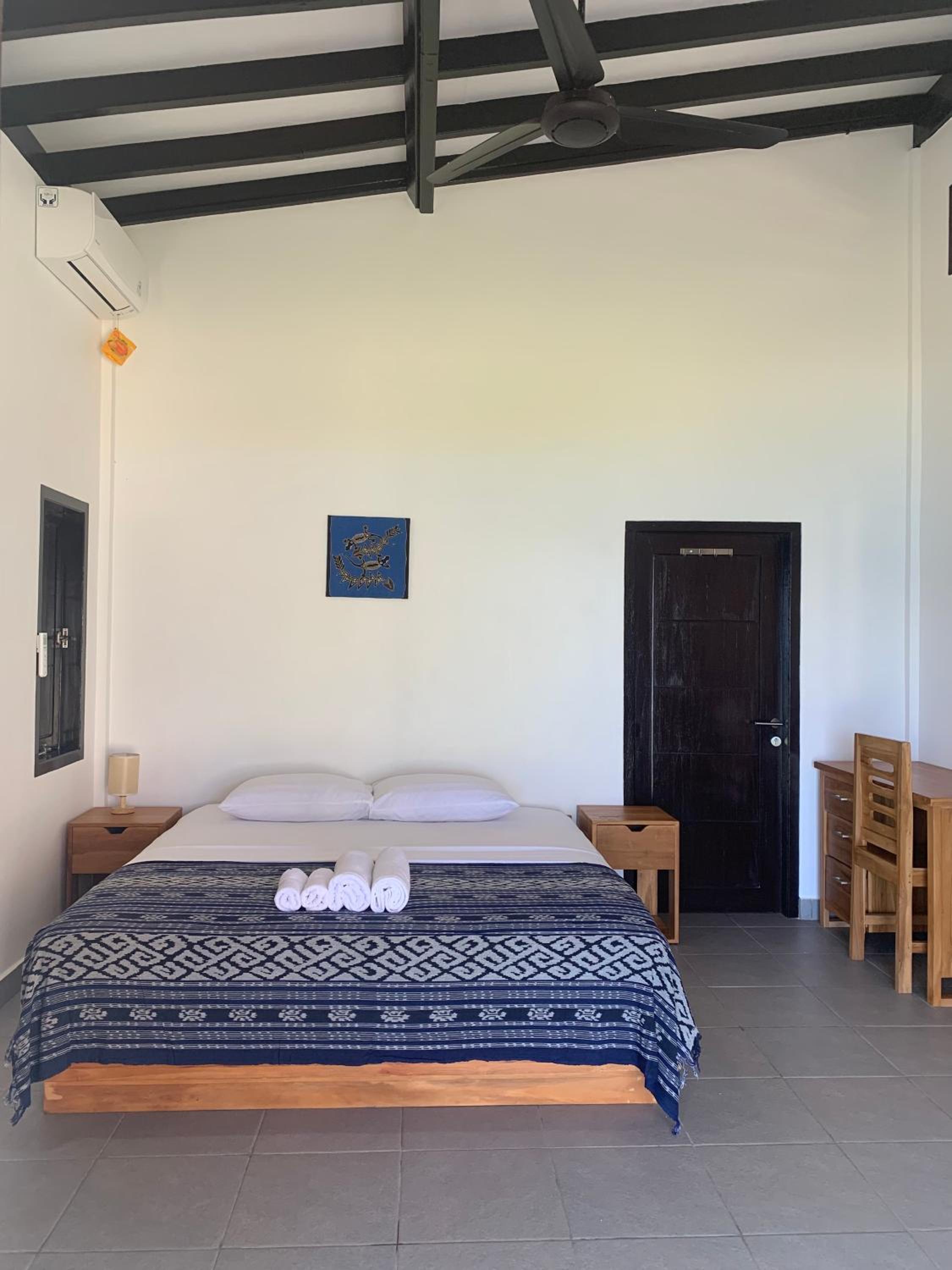 Deluxe Double Room with Balcony and Sea View - Photo 4