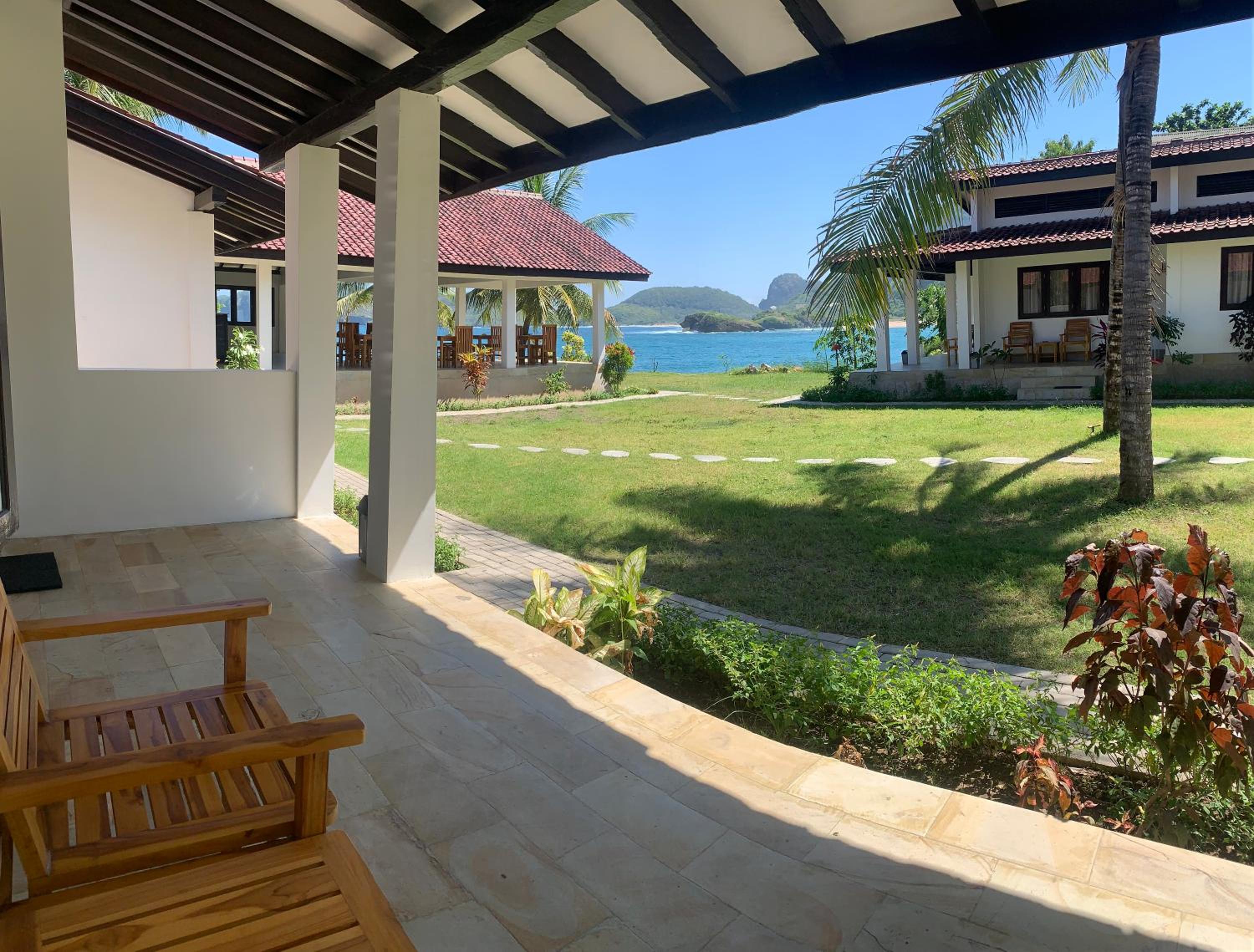 Double Room with Balcony and Sea View - Photo 7