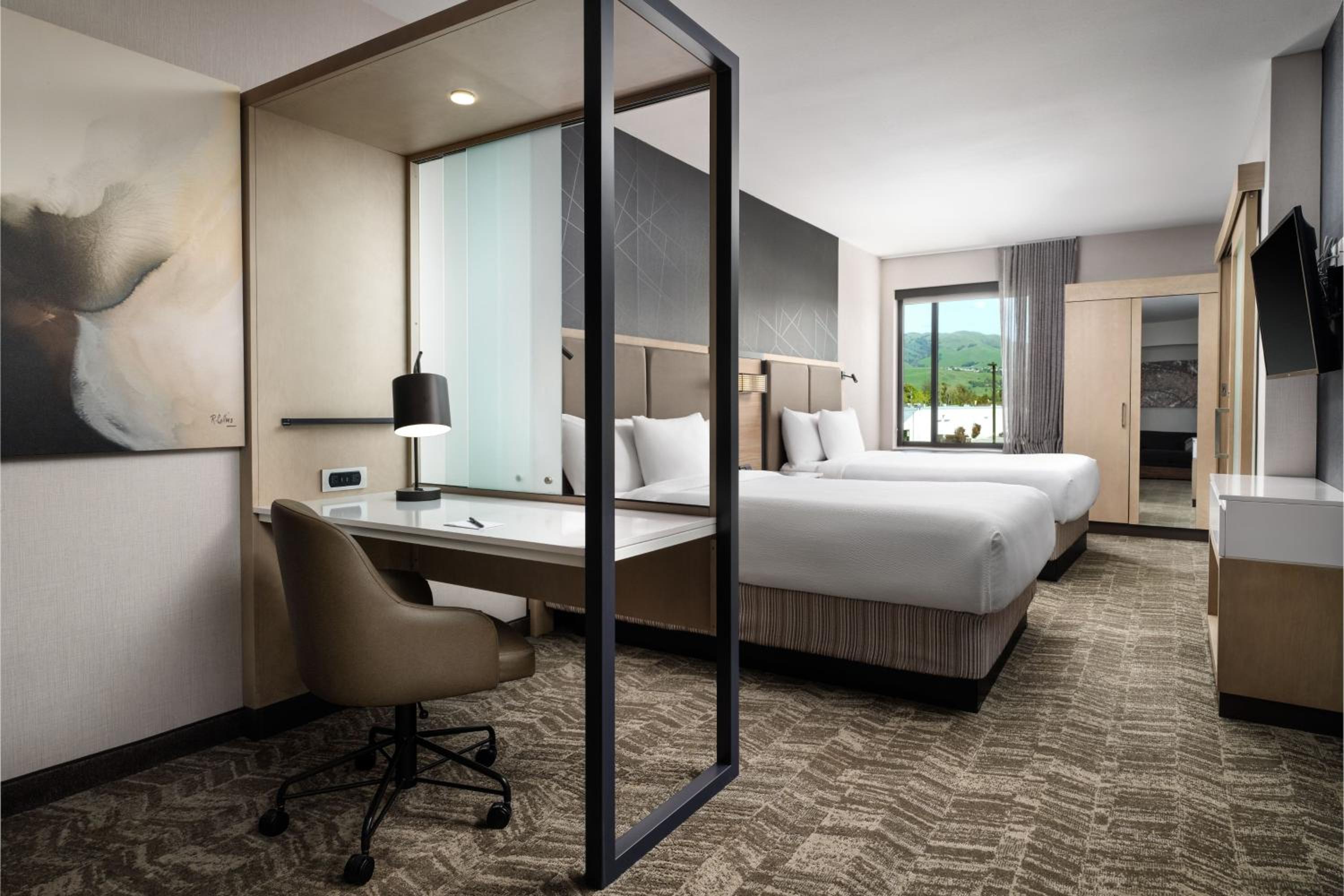 Suite with Two Queen Trundle Beds  - Photo 3