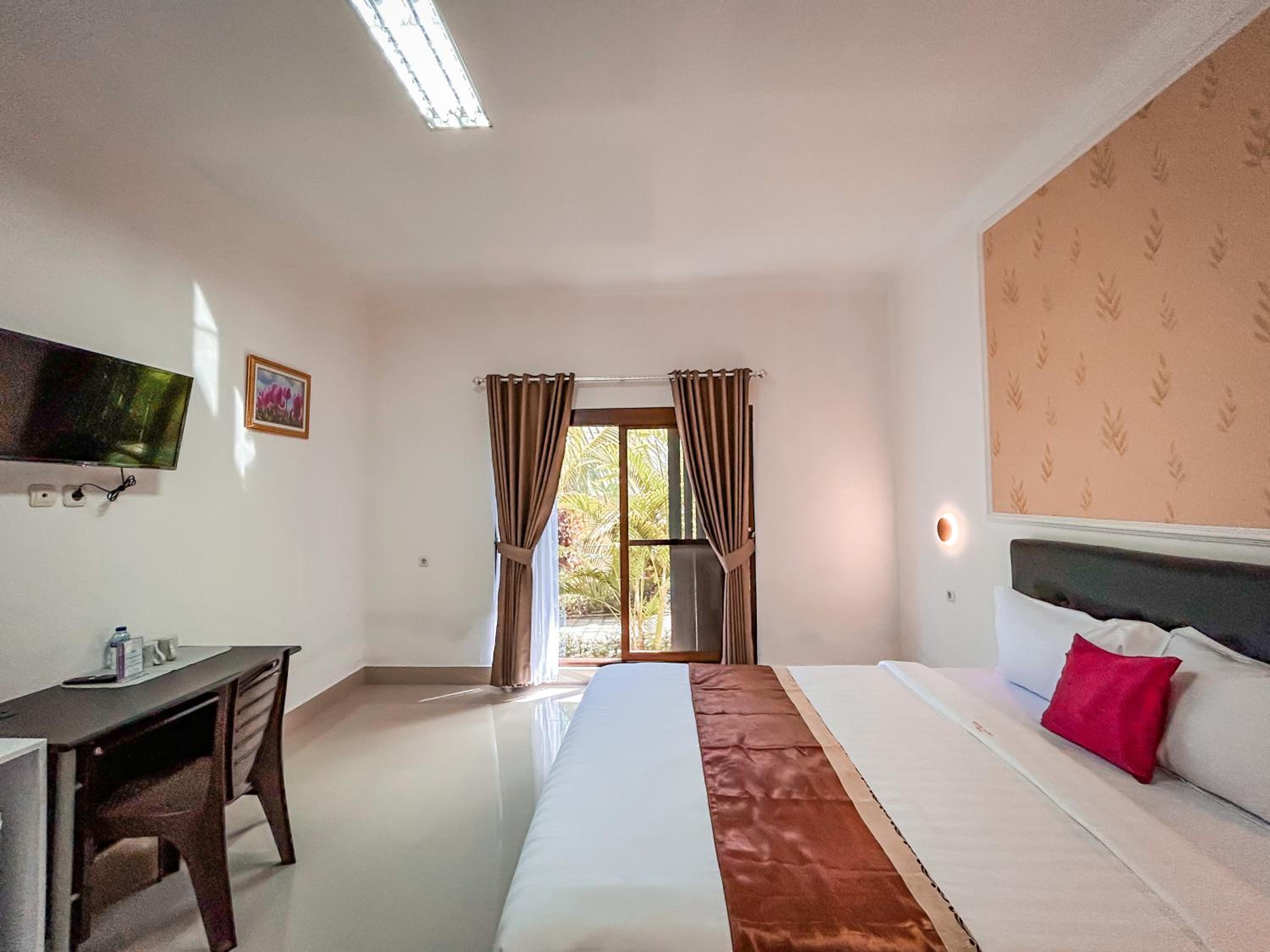 Standard Double Room photo 3