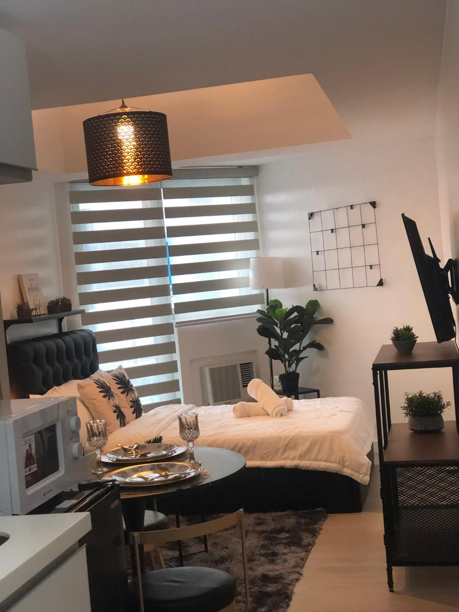 Studio Apartment photo 1