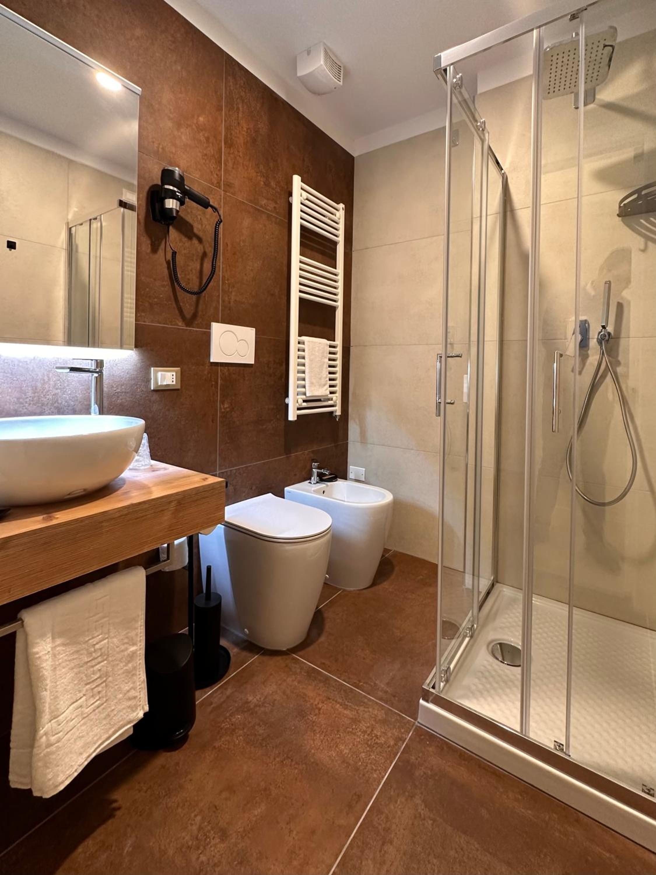 Deluxe Single Room with Sea View photo 2