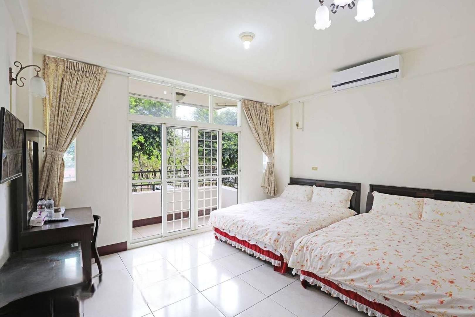 Quadruple Room with Balcony photo 1