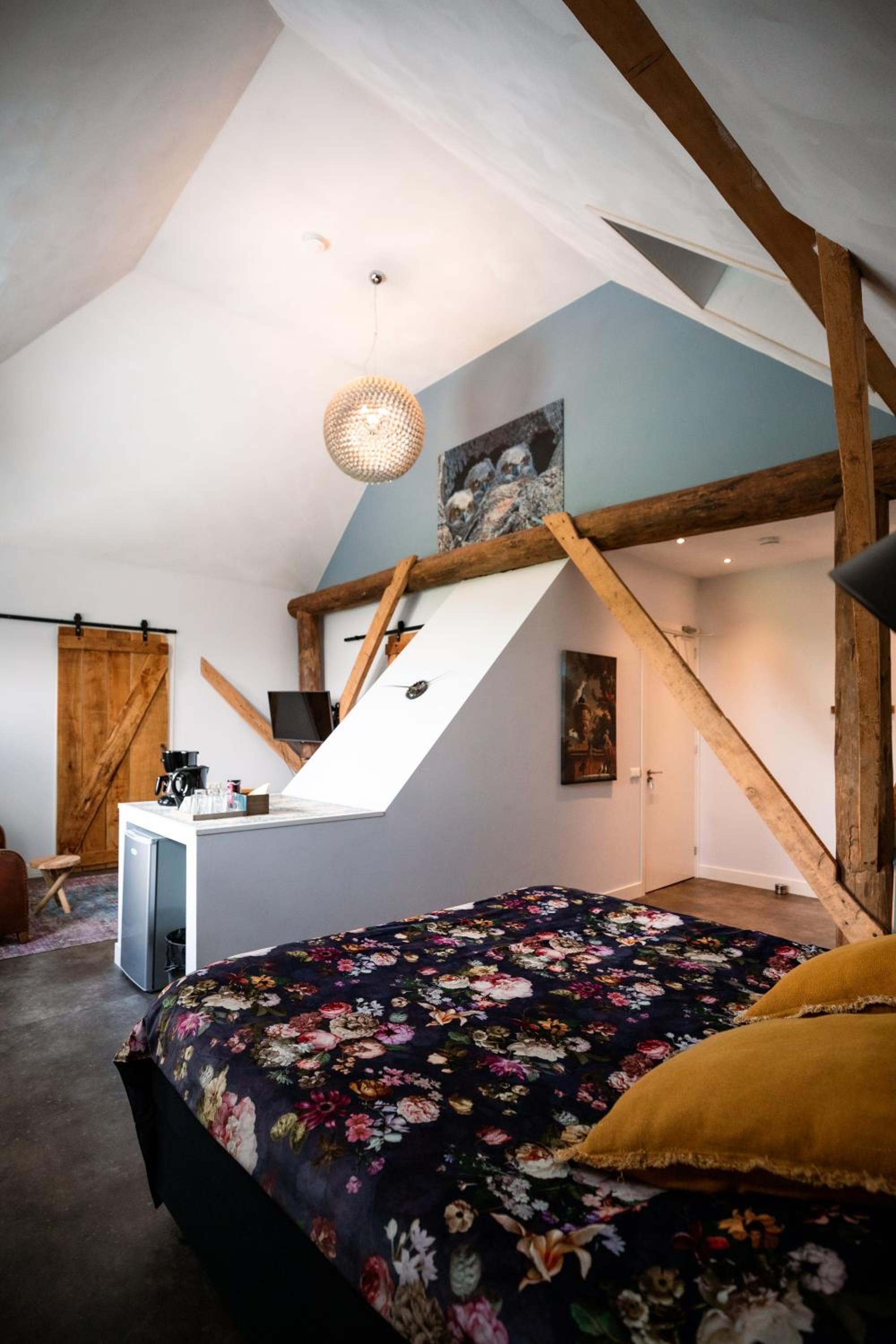 Quadruple Room with Bath photo 1