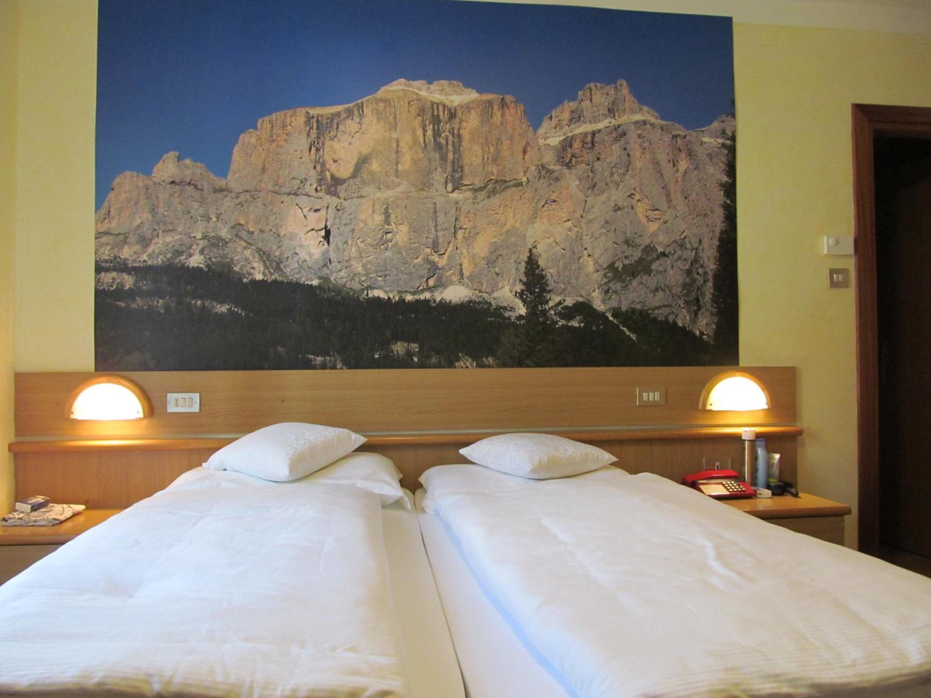 Standard Double Room - Photo 10