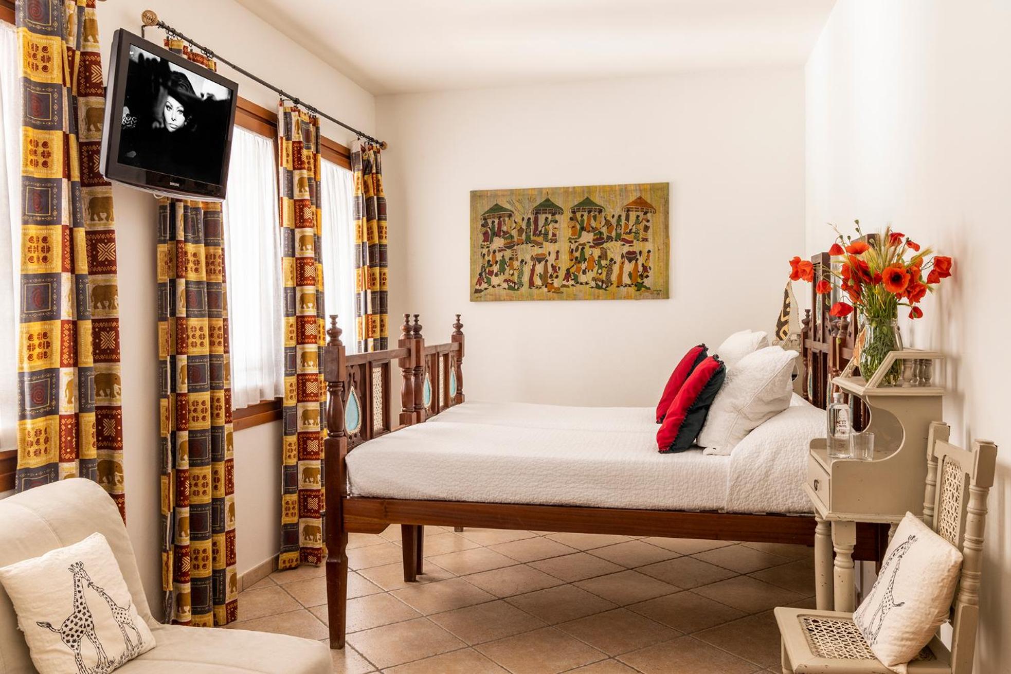 Double Room - Photo 6