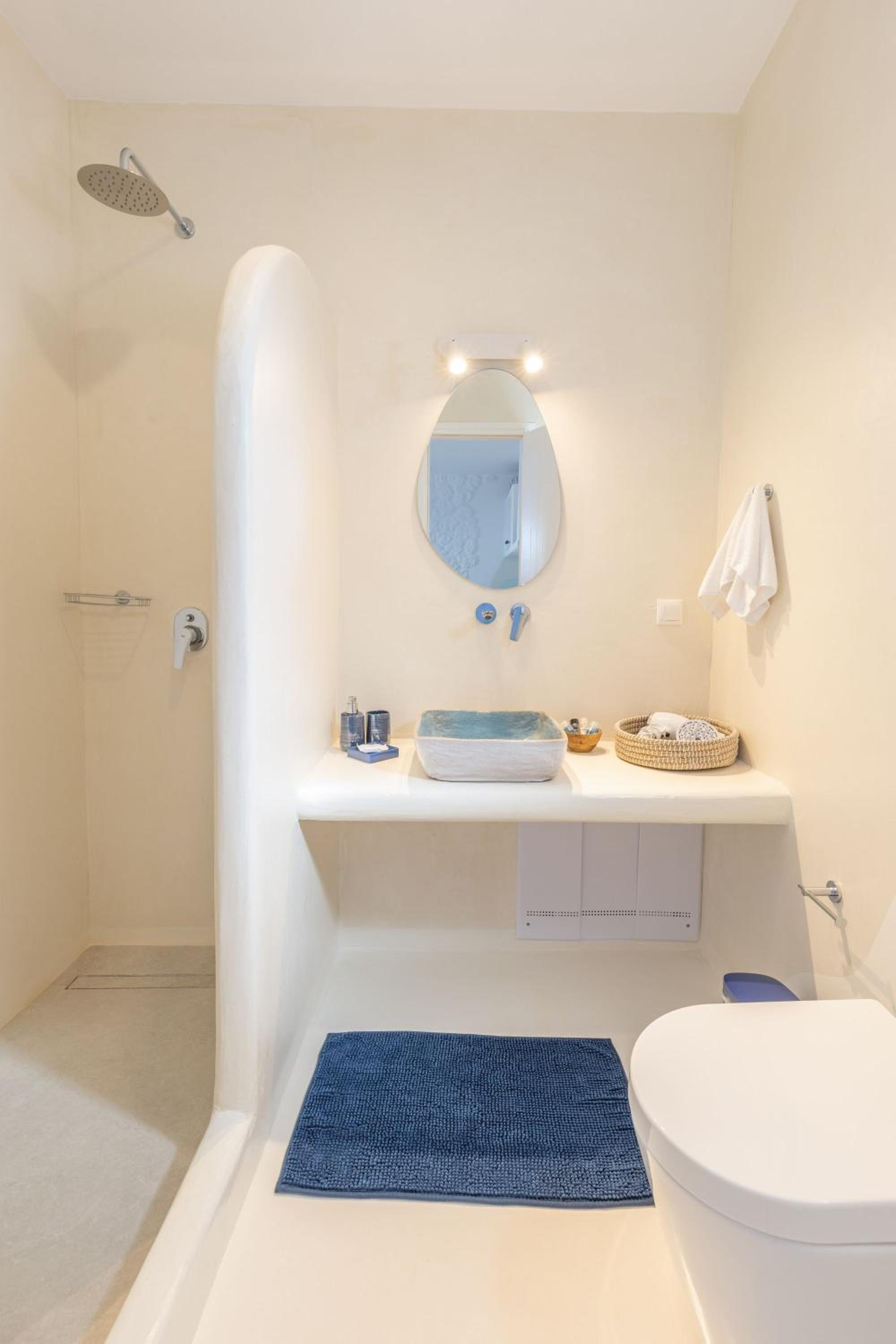 Studio Apartment with Sea View photo 2