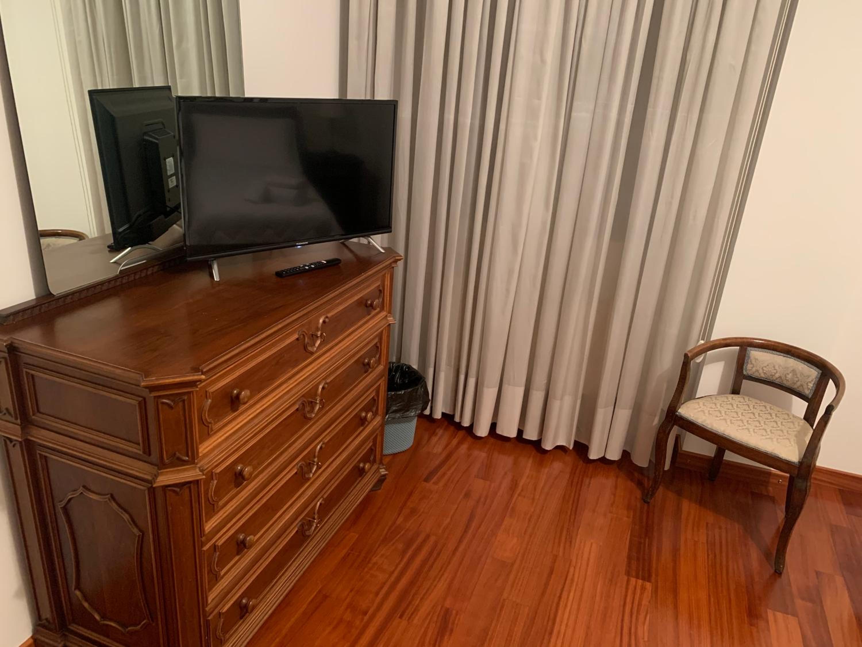 Large Double or Twin Room photo 3