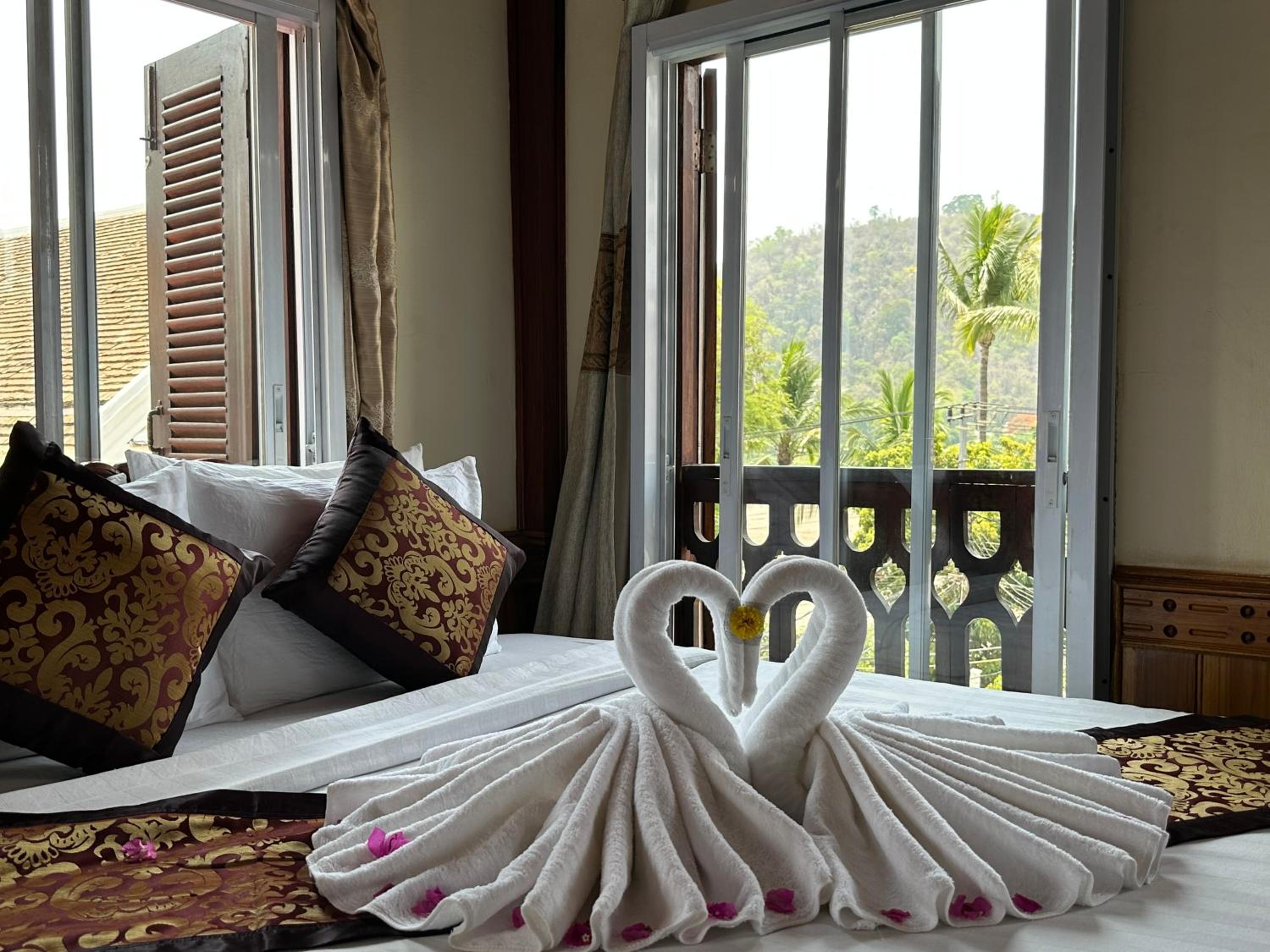 Deluxe Family Suite photo 2