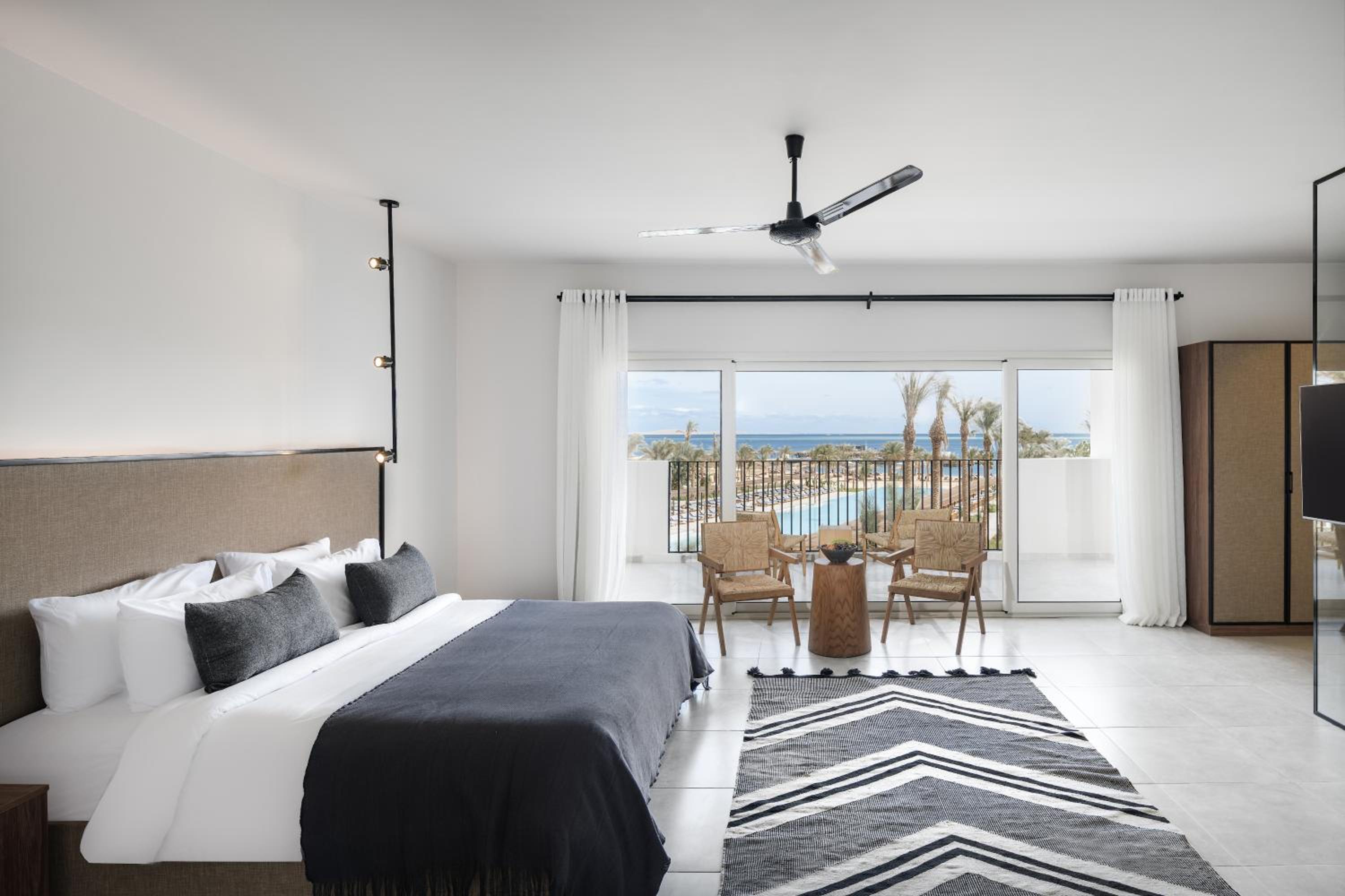 Two Bedroom Suite - Sea View  - Photo 4