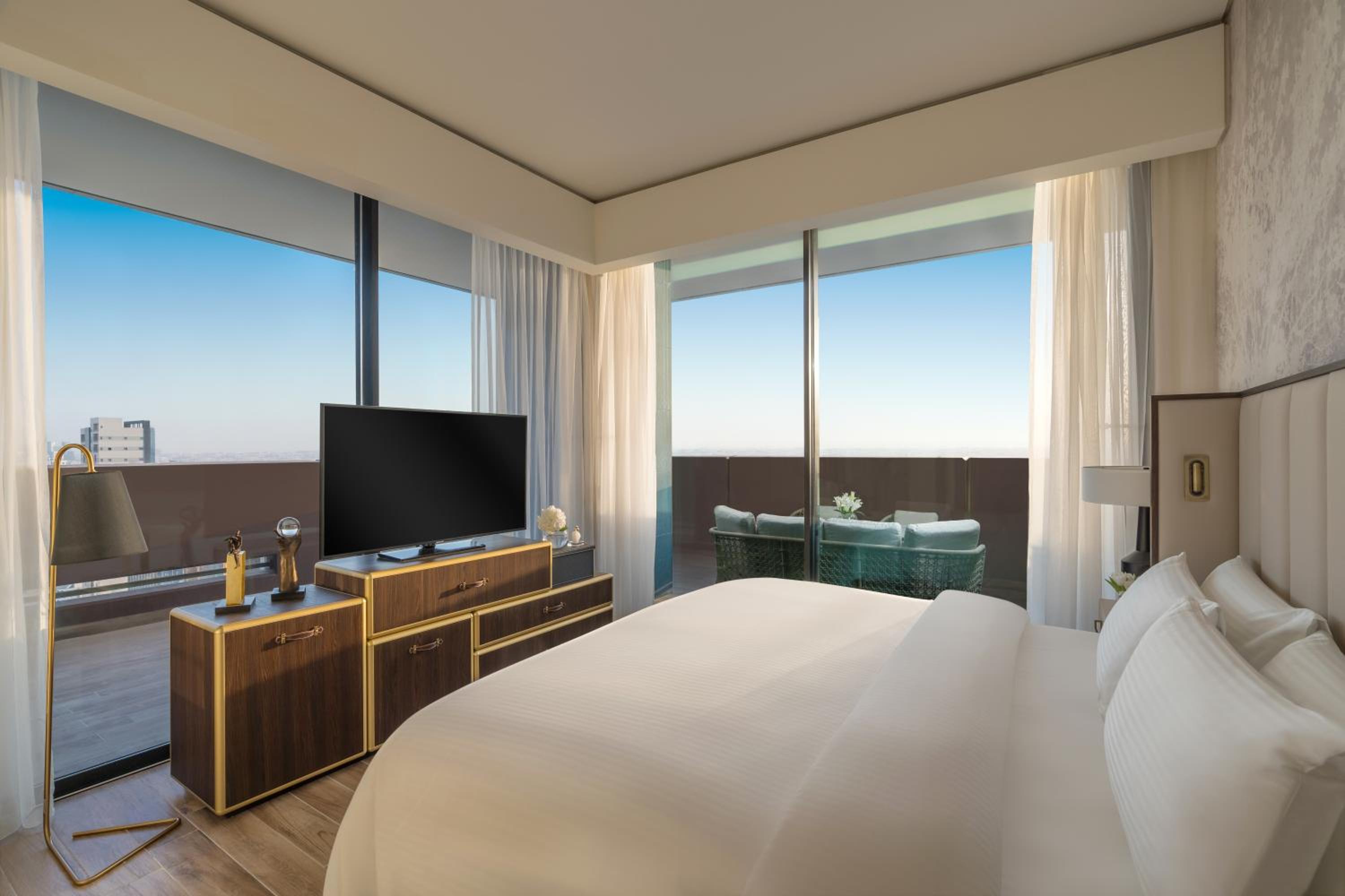 Executive Two-Bedroom with Terrace - Photo 9