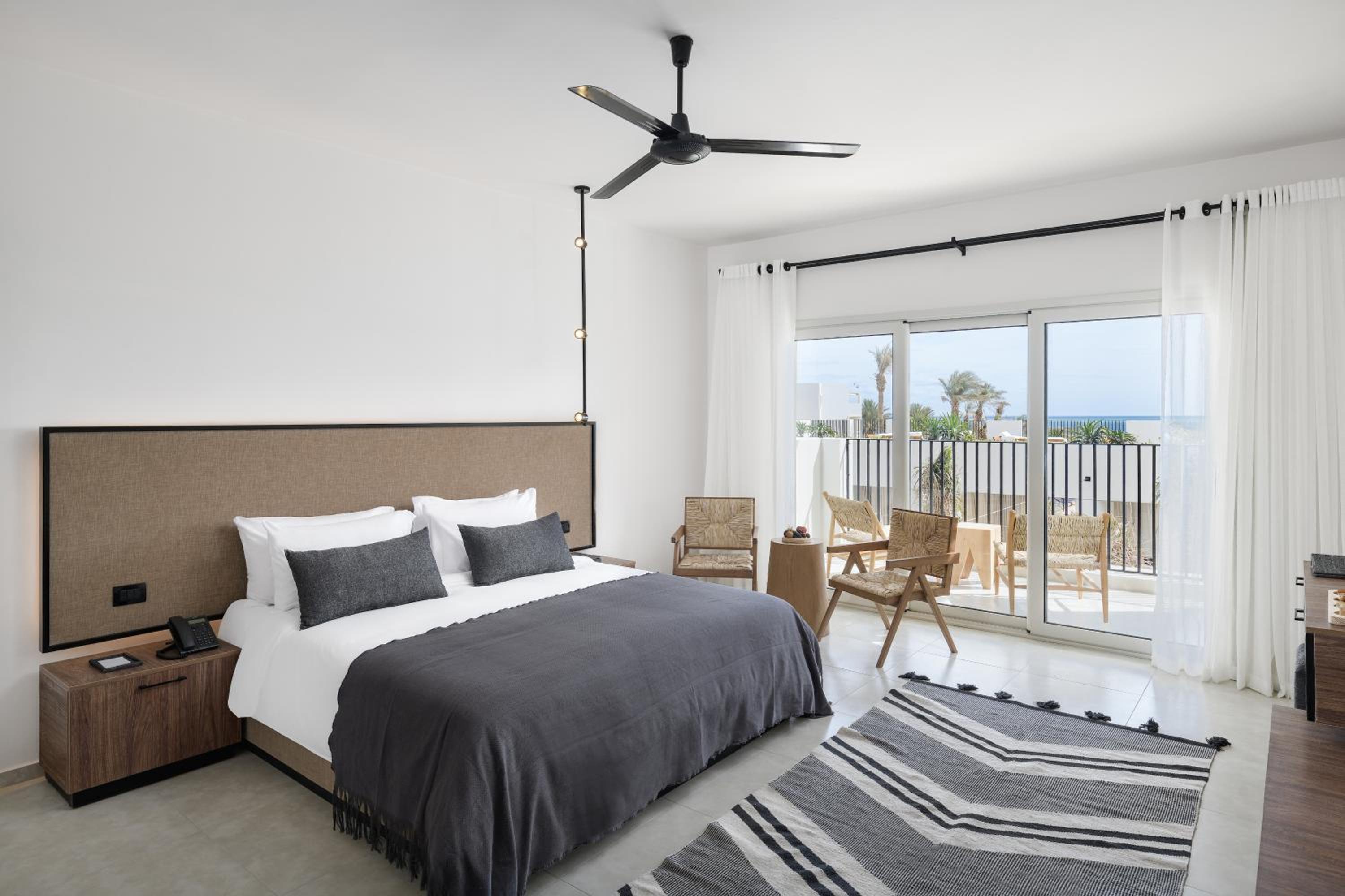 Signature Suite Sea View - Photo 1