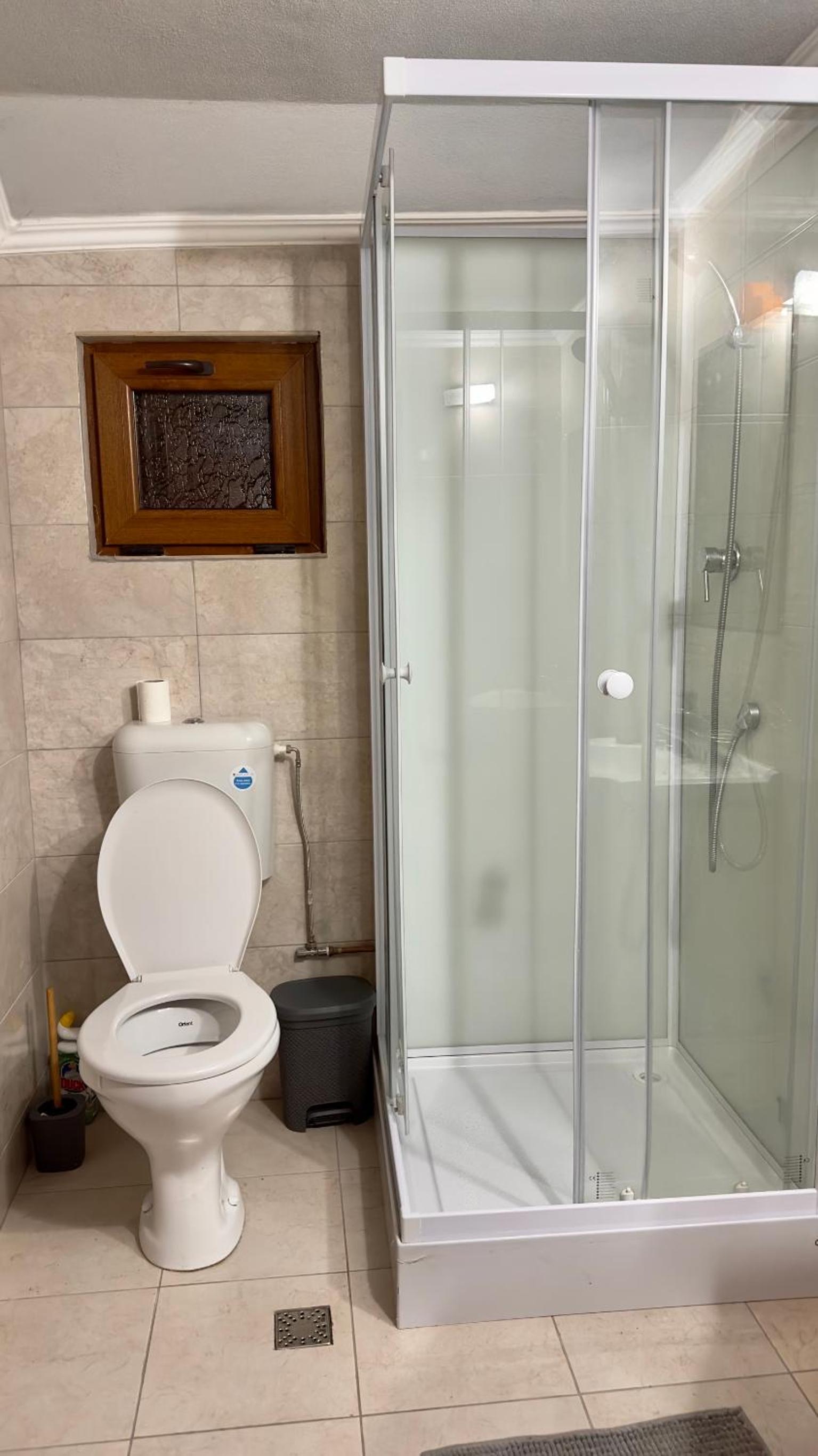 Double or Twin Room photo 3