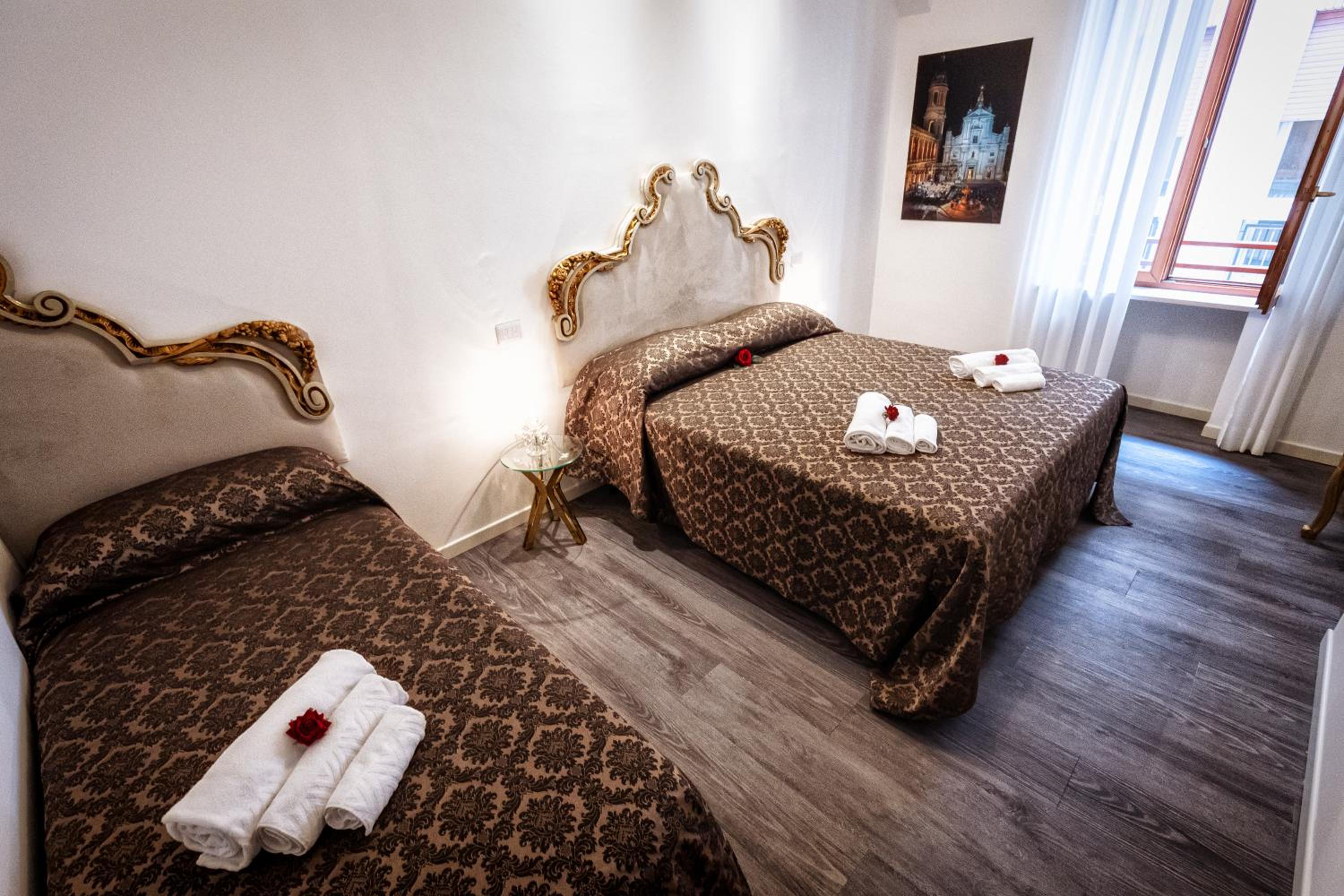 Deluxe Triple Room photo 2