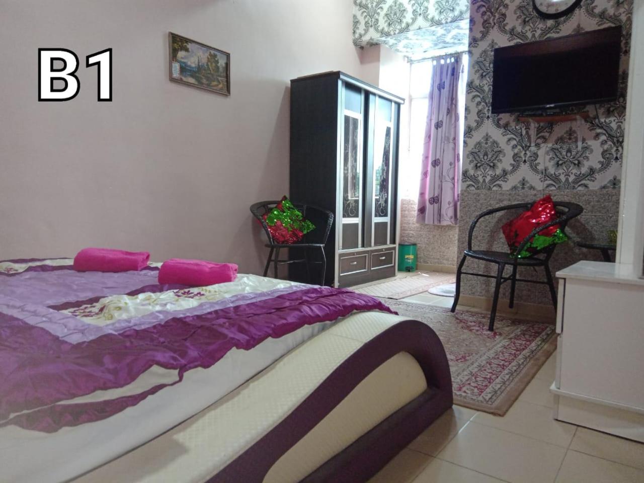 Deluxe King Room photo 1