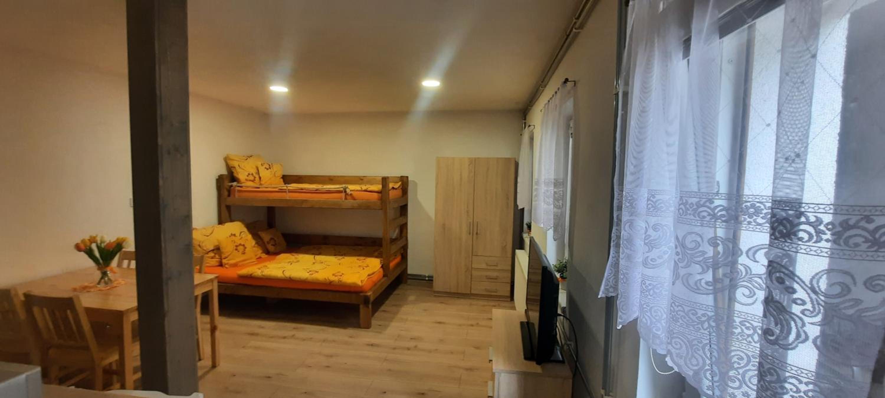 Apartment photo 1