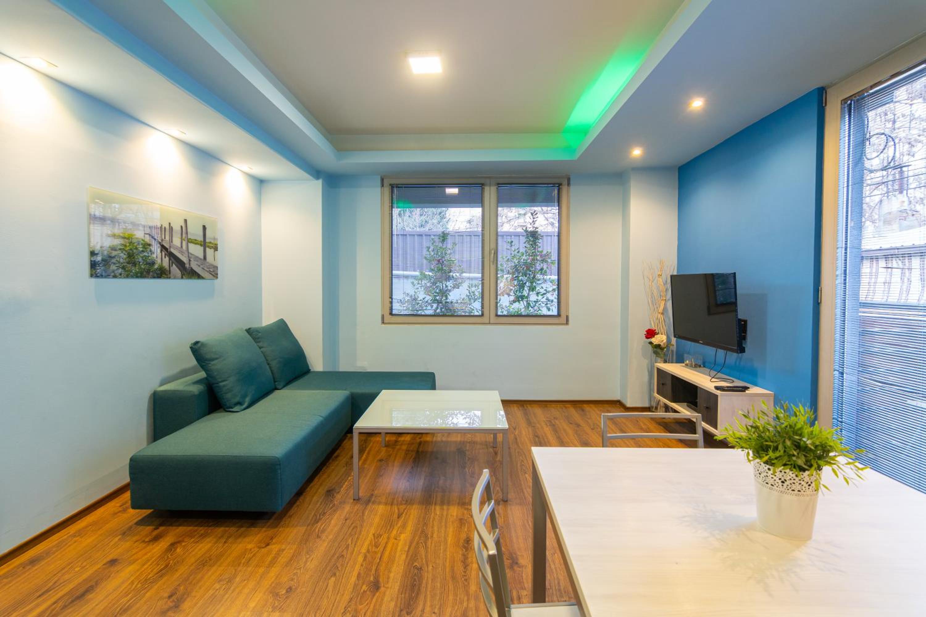 Deluxe Apartment with Balcony photo 1