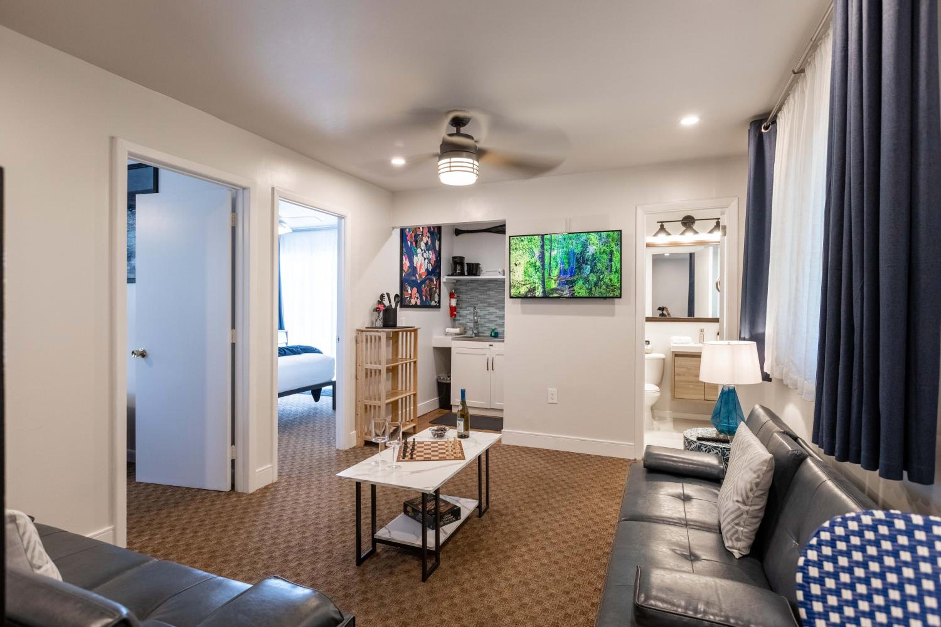 Two-Bedroom Suite