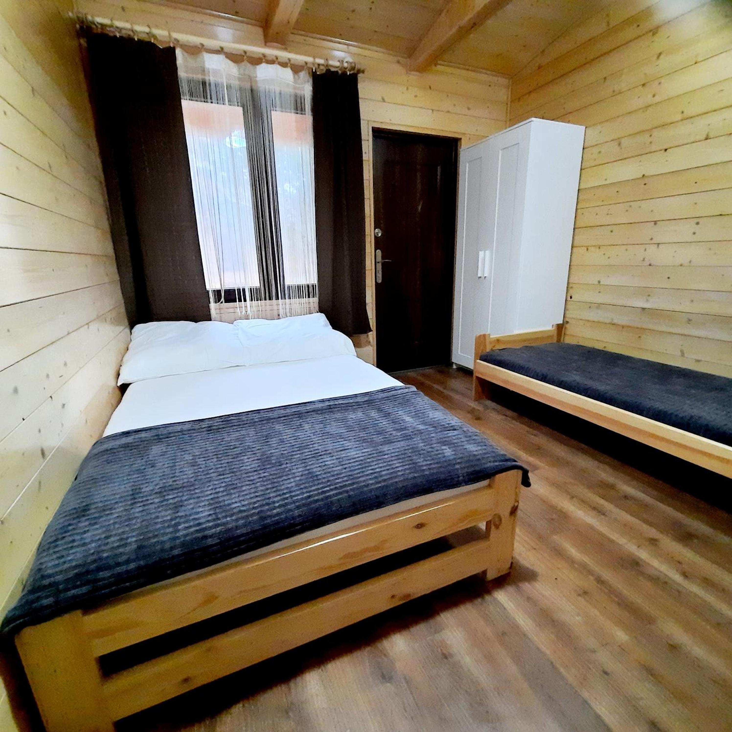 Comfort Triple Room with Shower photo 3
