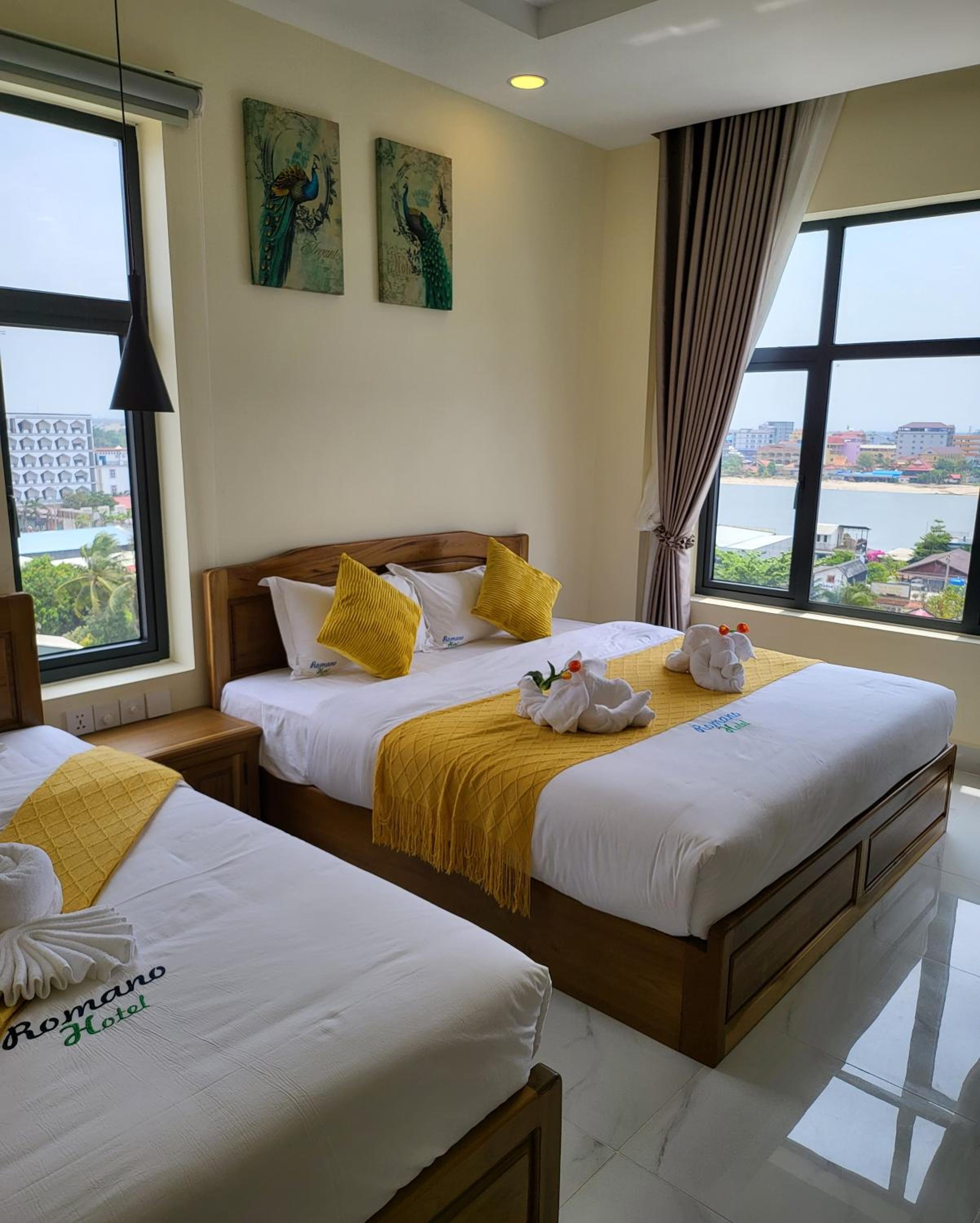 Standard Twin Room - Photo 6