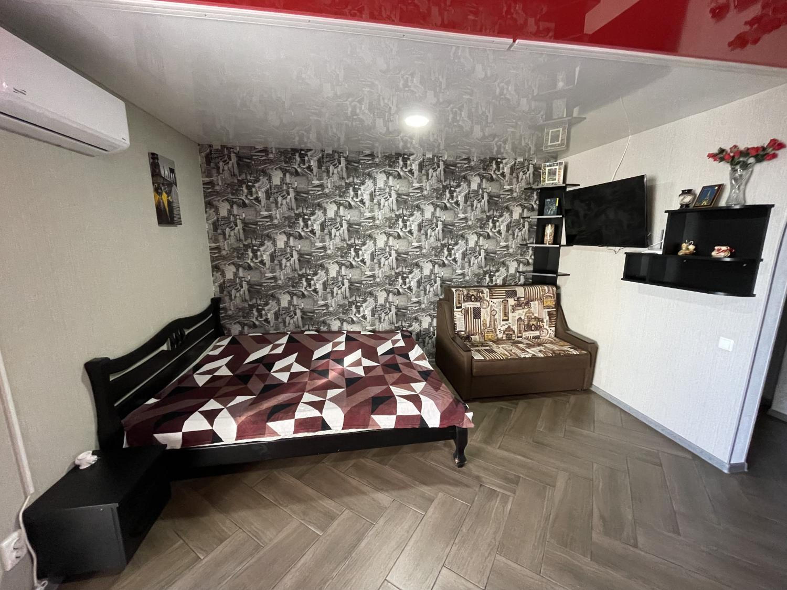 Studio Apartment photo 2