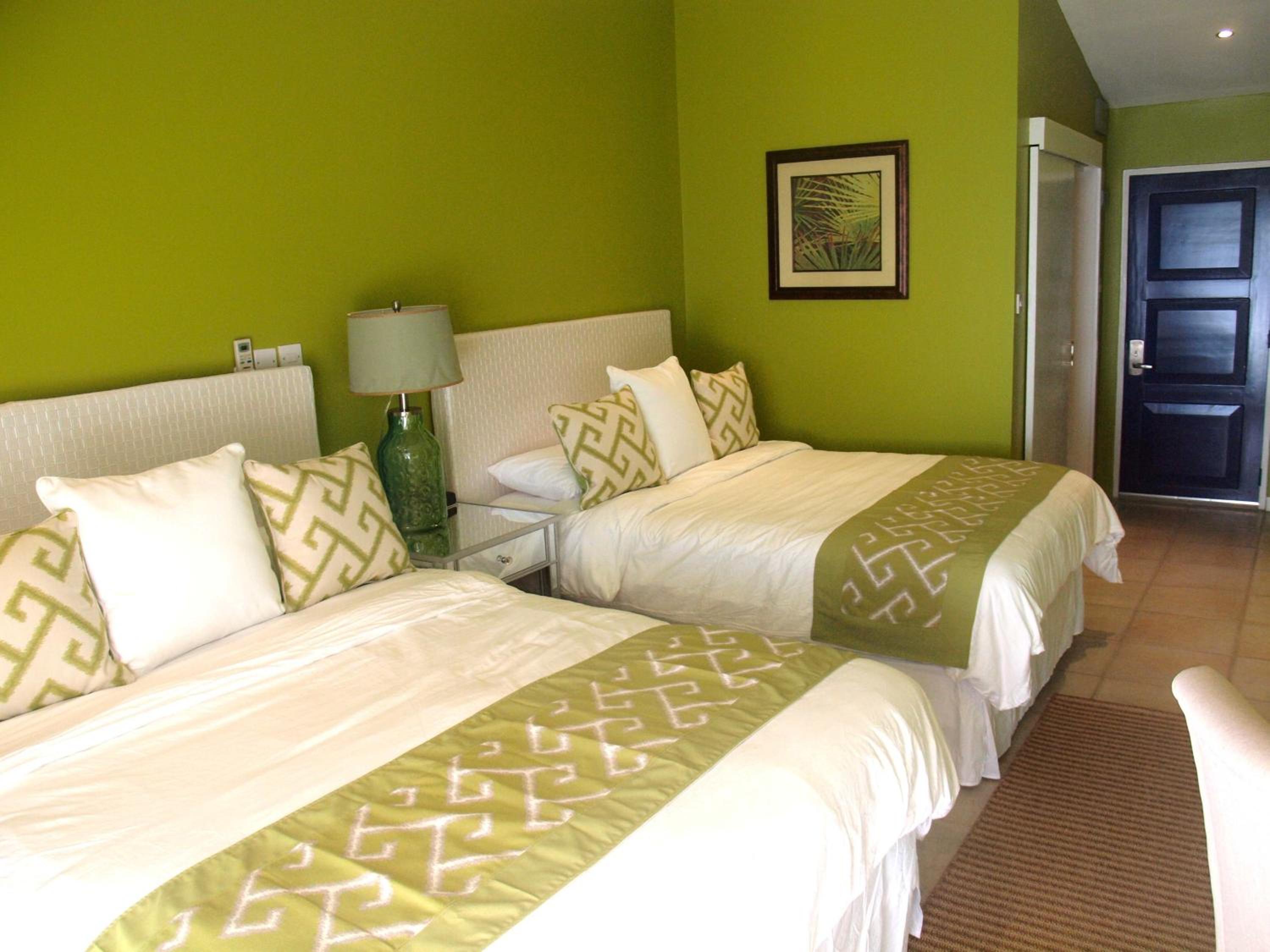 Superior Queen Room with Two Queen Beds photo 2