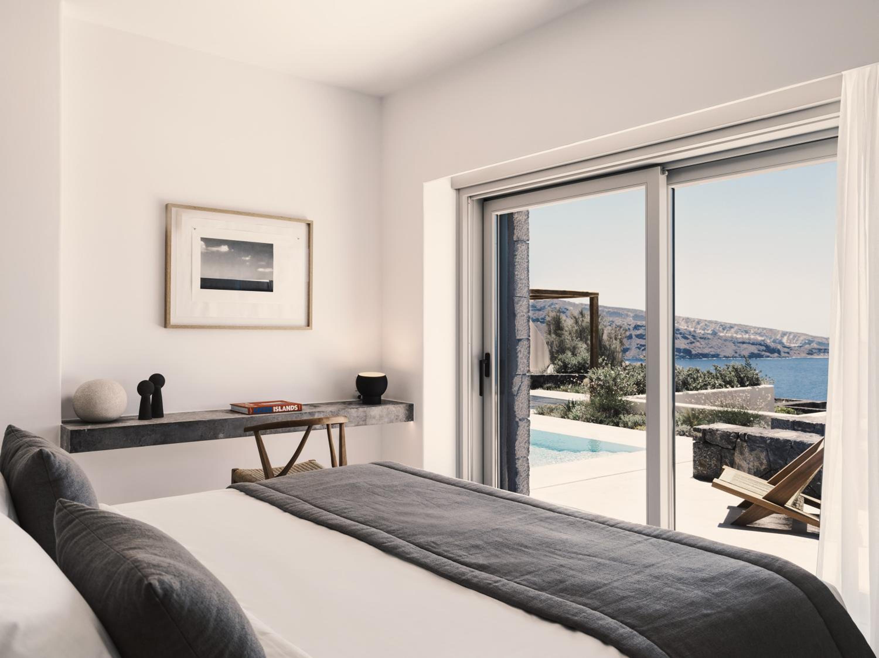 Villa con Piscina a Scomparsa