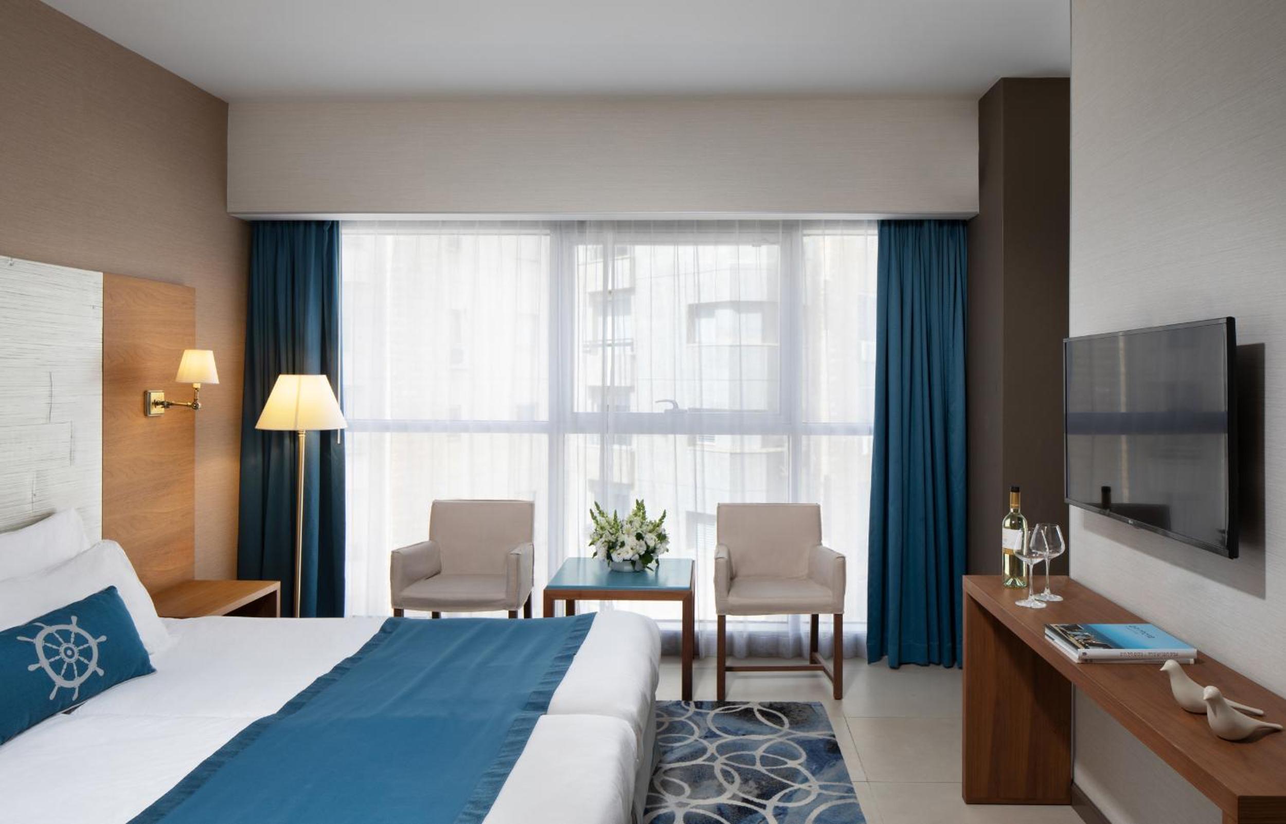 Standard Single Room Side View photo 1