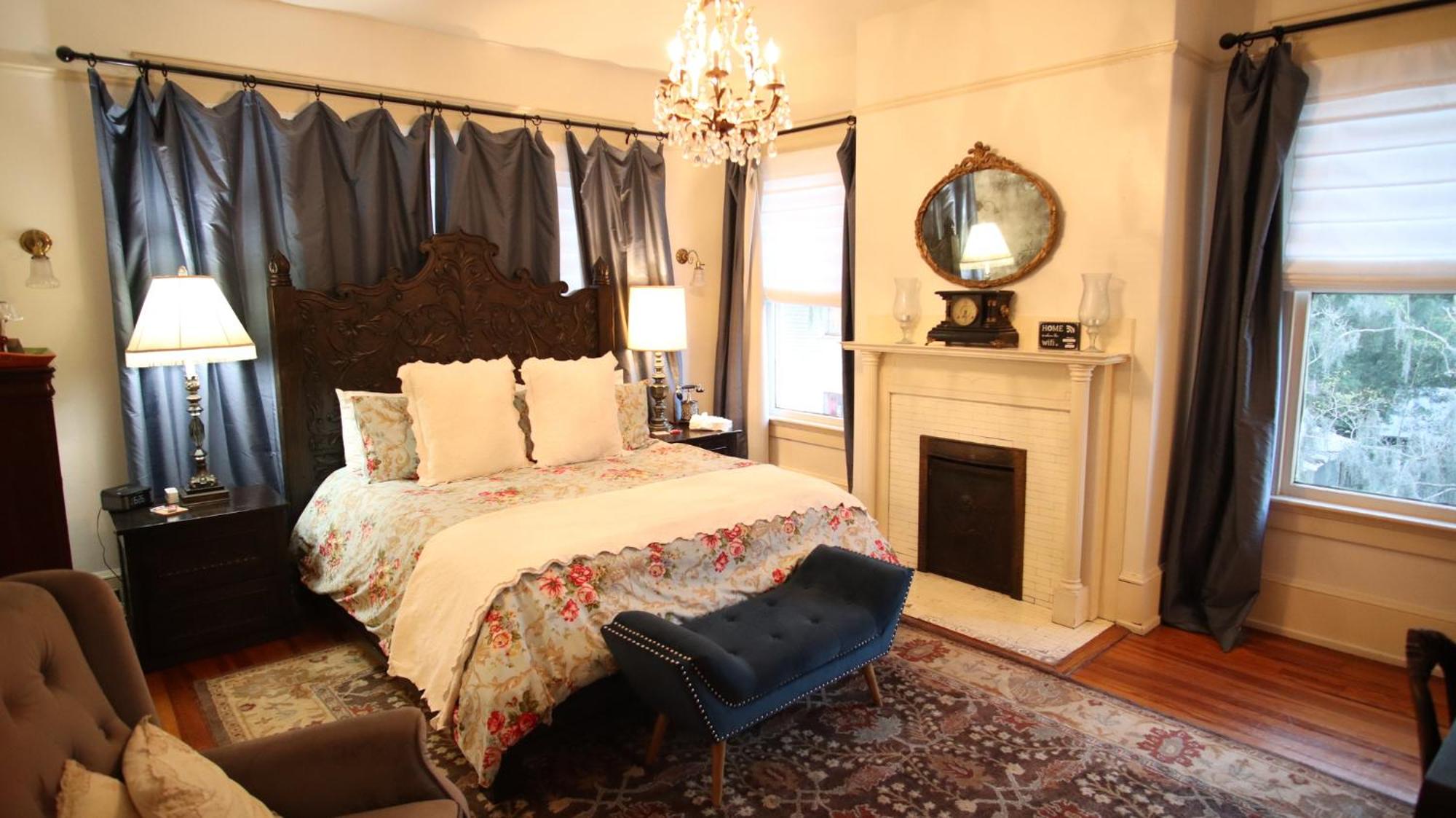King Suite with Balcony
