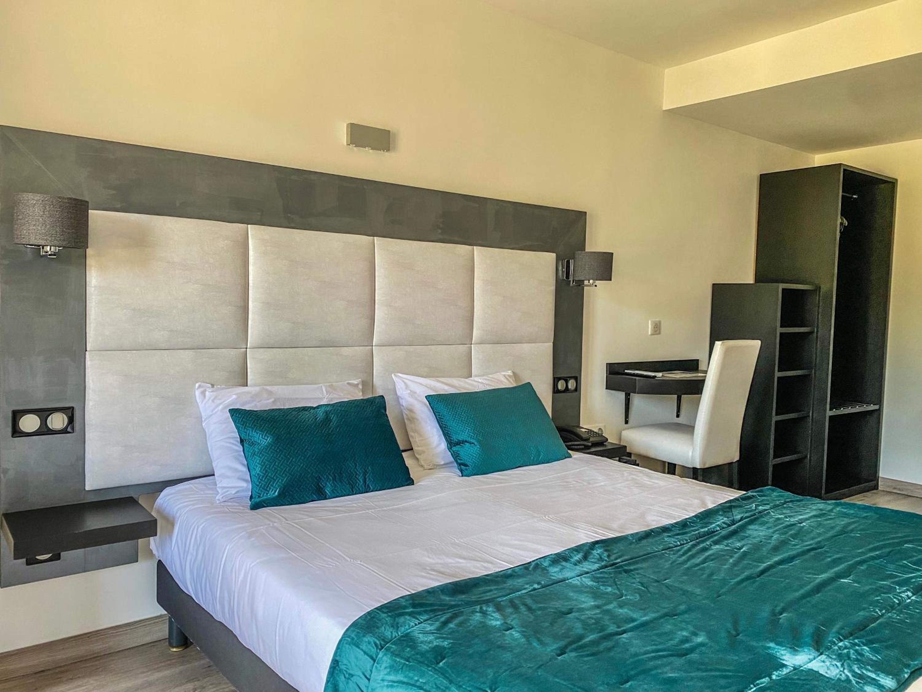 Junior Suite - Photo 1