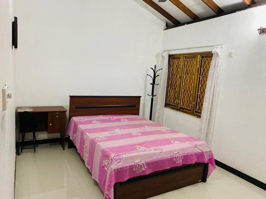 One-Bedroom House photo 1