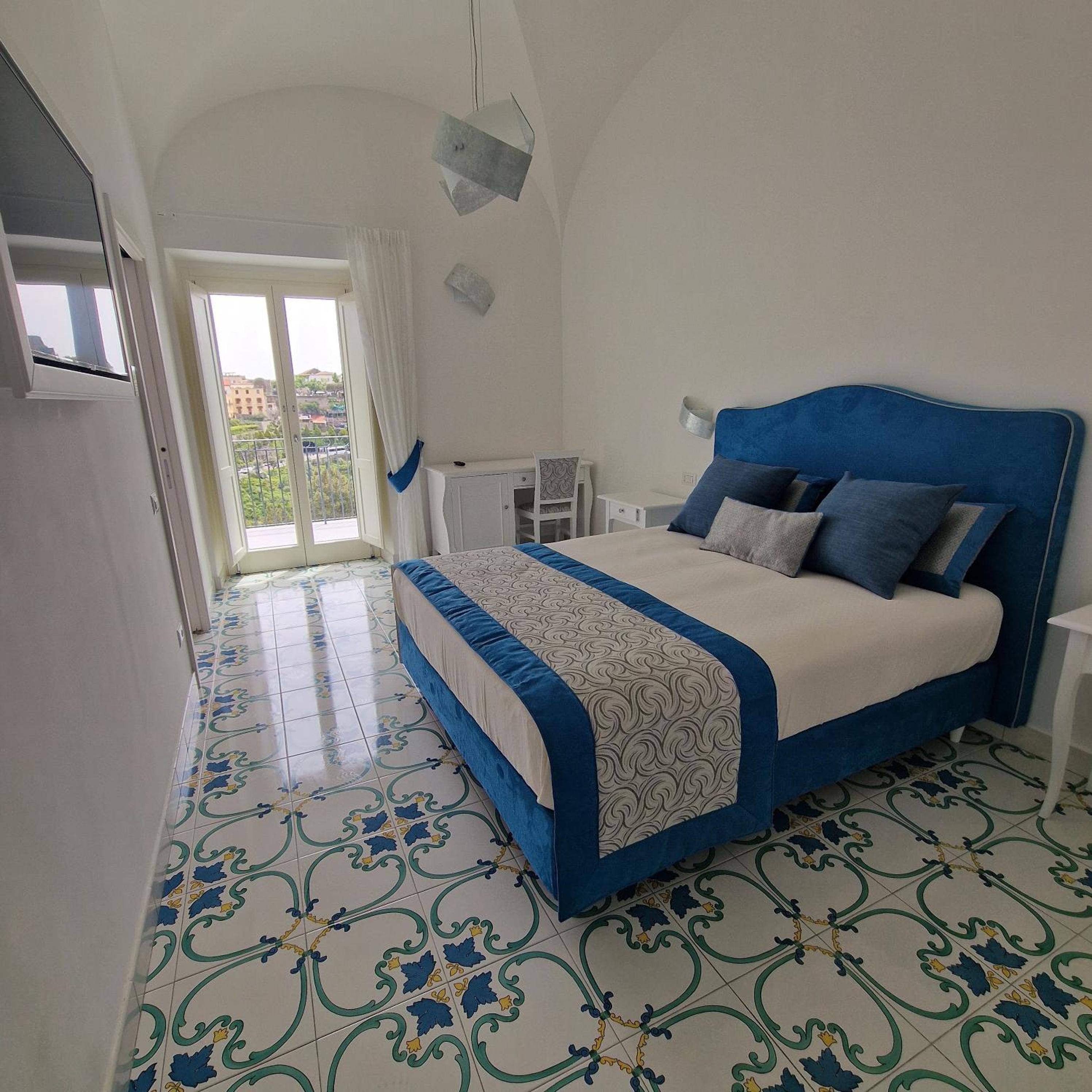 Junior Suite with Terrace