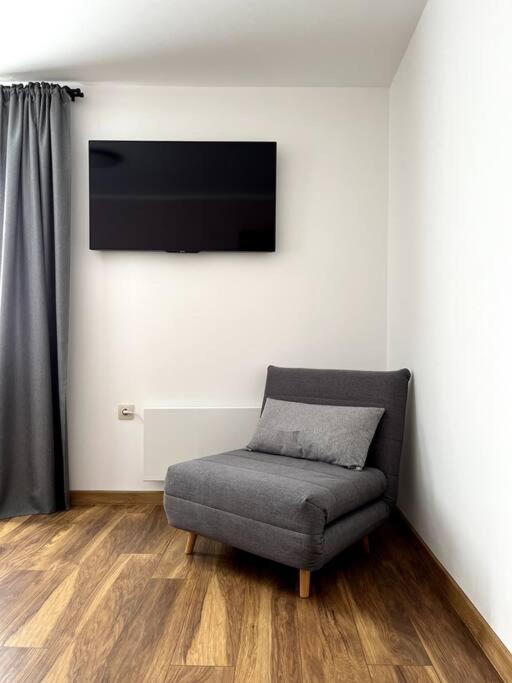 Four-Bedroom House photo 1