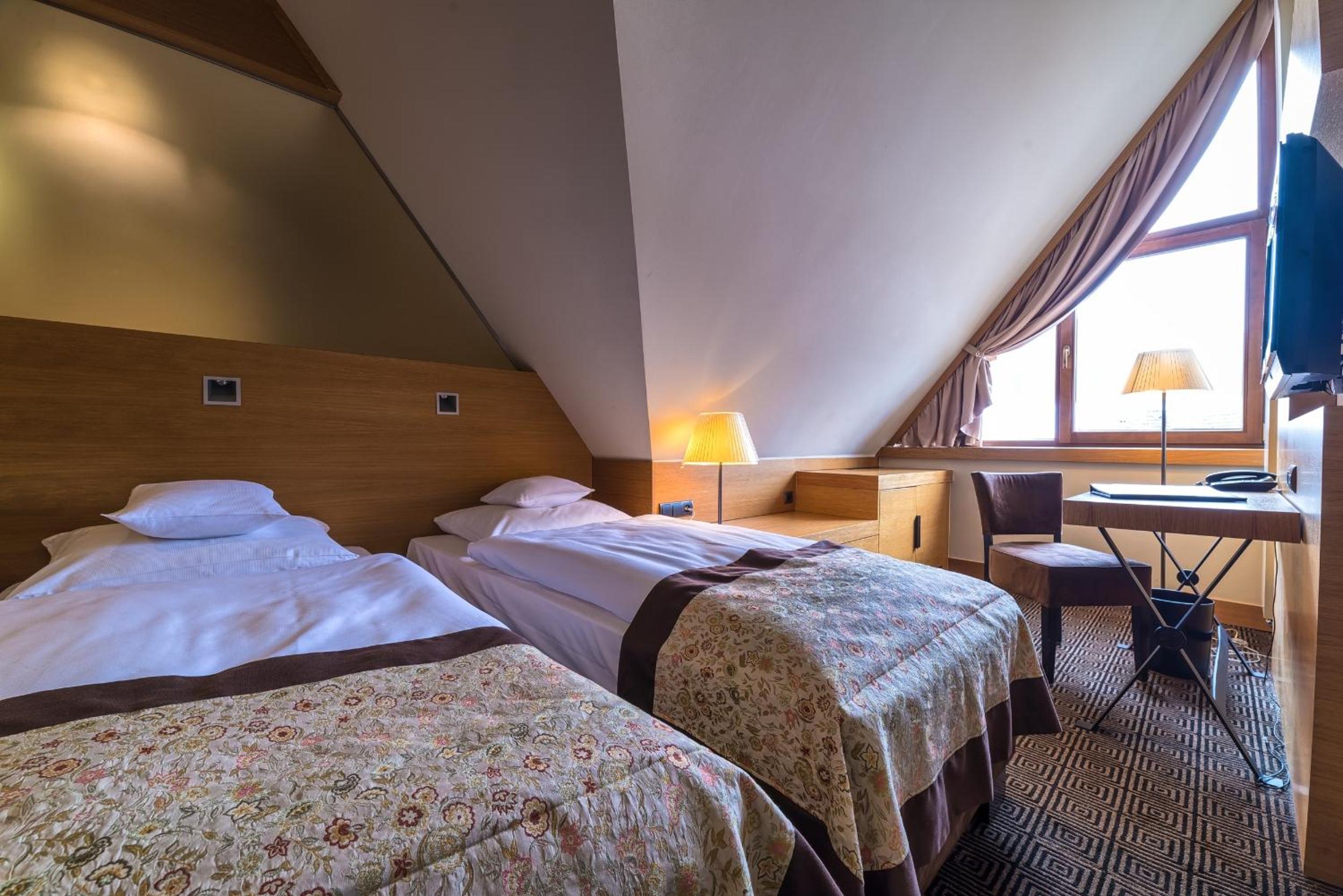 Economy Double or Twin Room - Photo 5