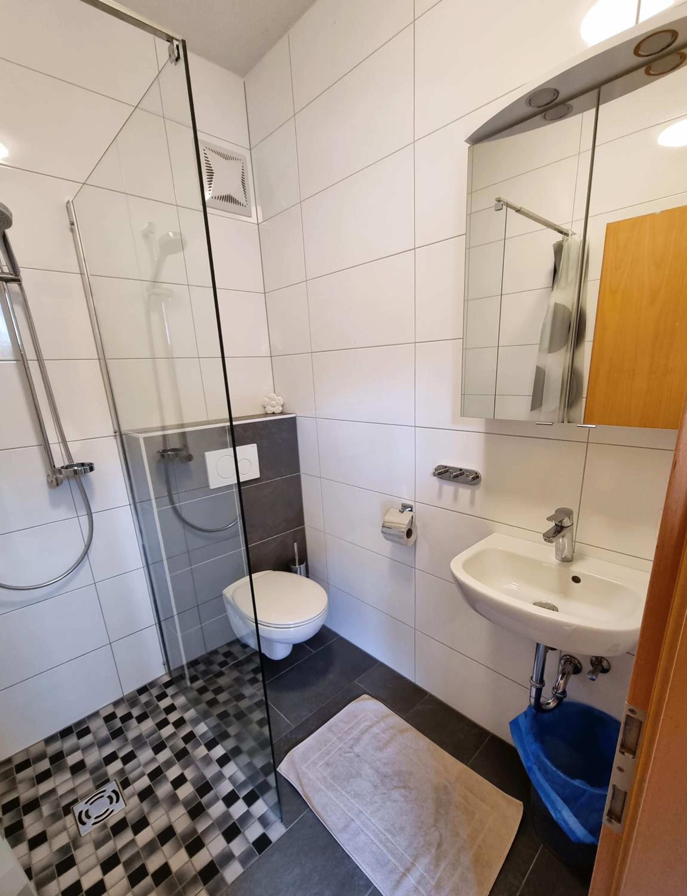 Single Room with Shower, photo 7
