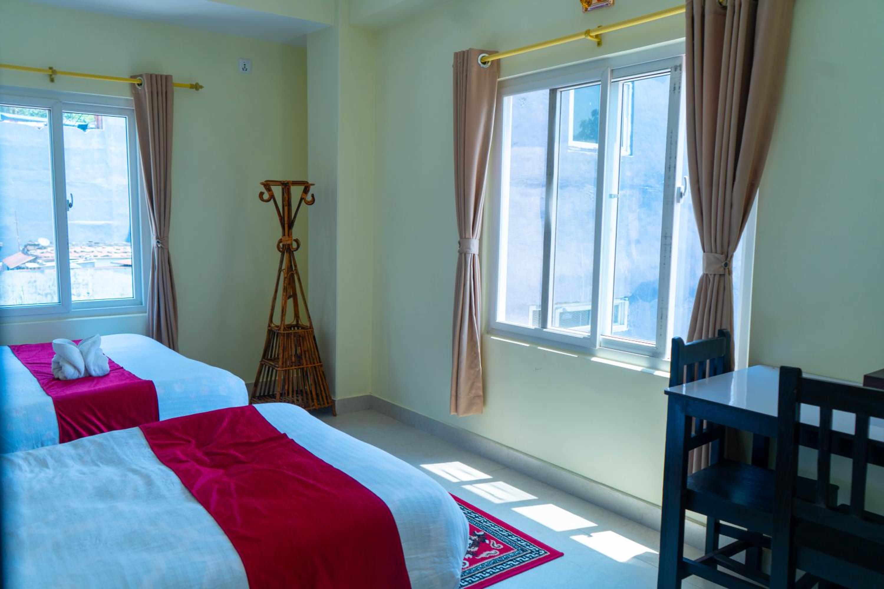 Deluxe Double or Twin Room with Balcony