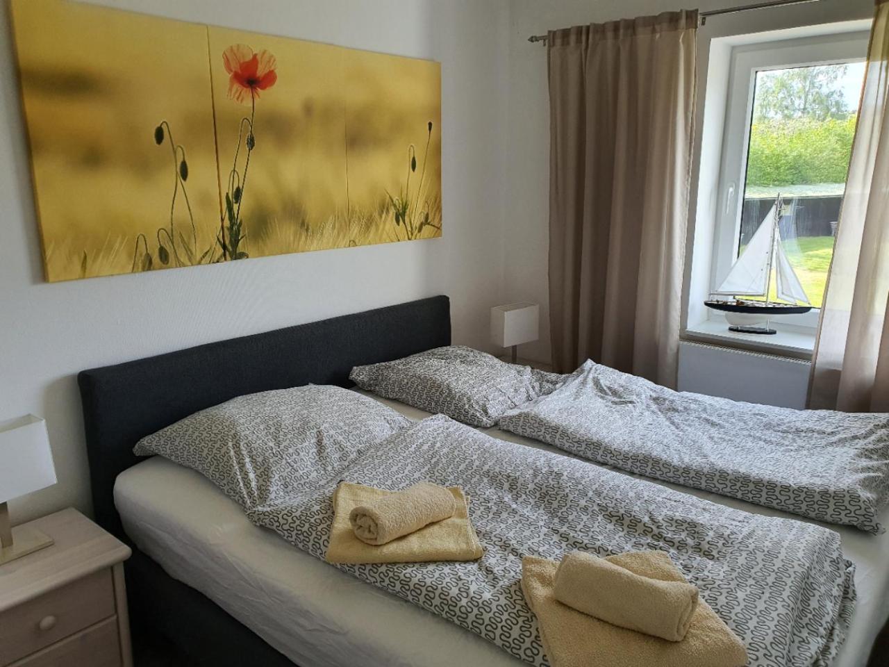 Studio Apartment photo 1