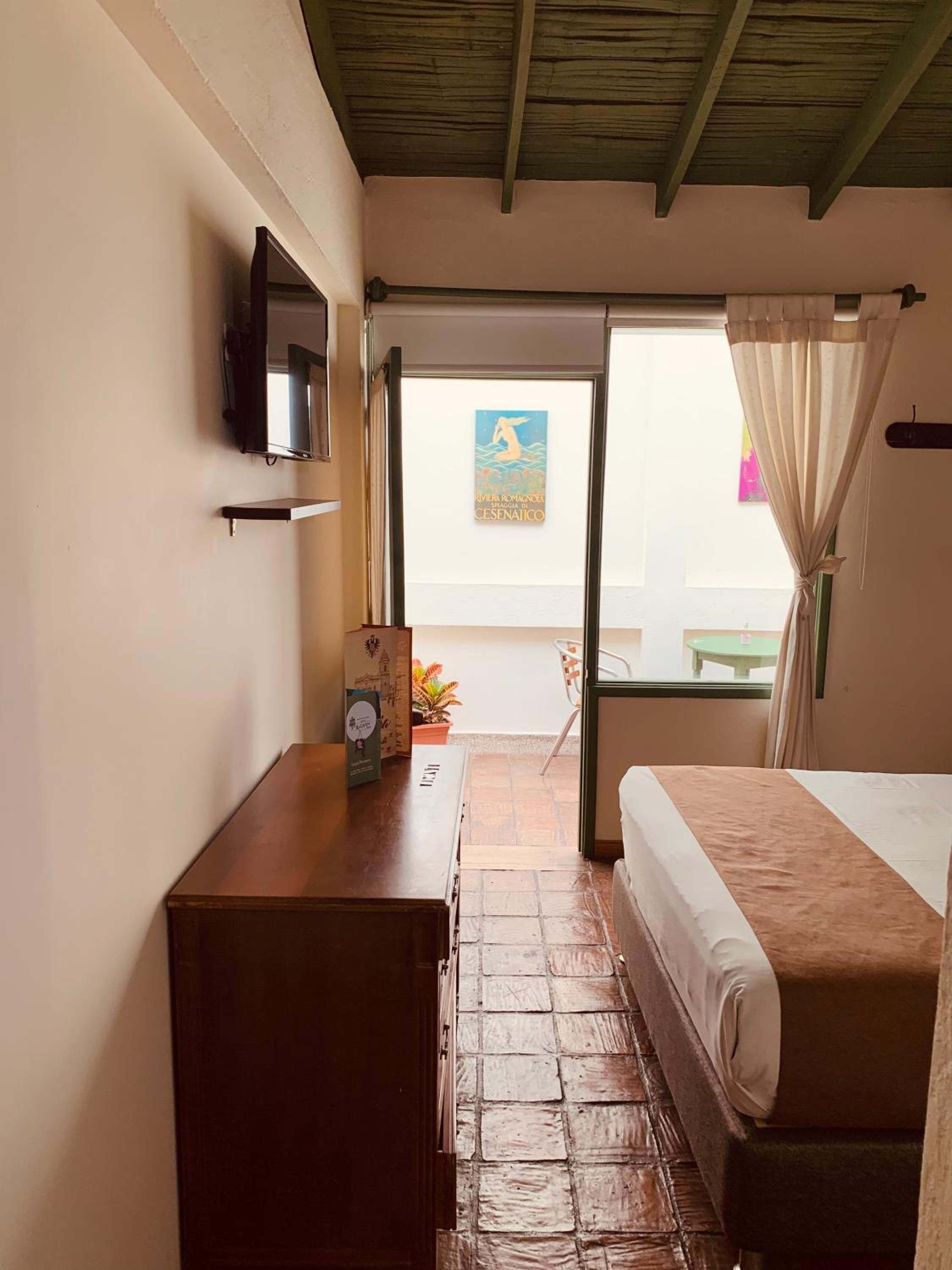 Single Room photo 2