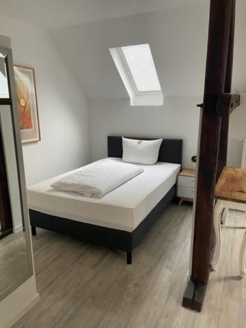 Three-Bedroom Apartment - Photo 7