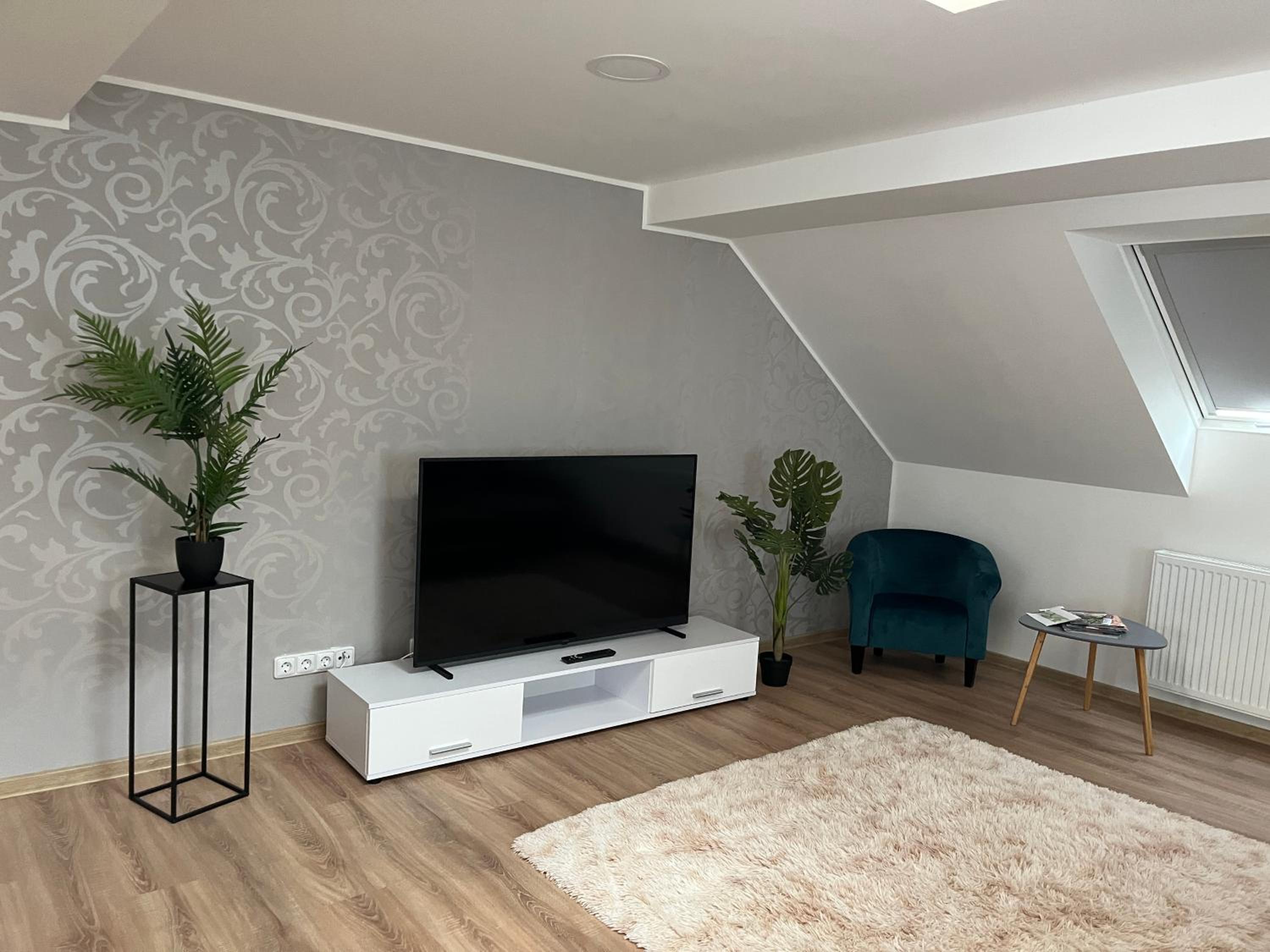 Loft - Photo 9