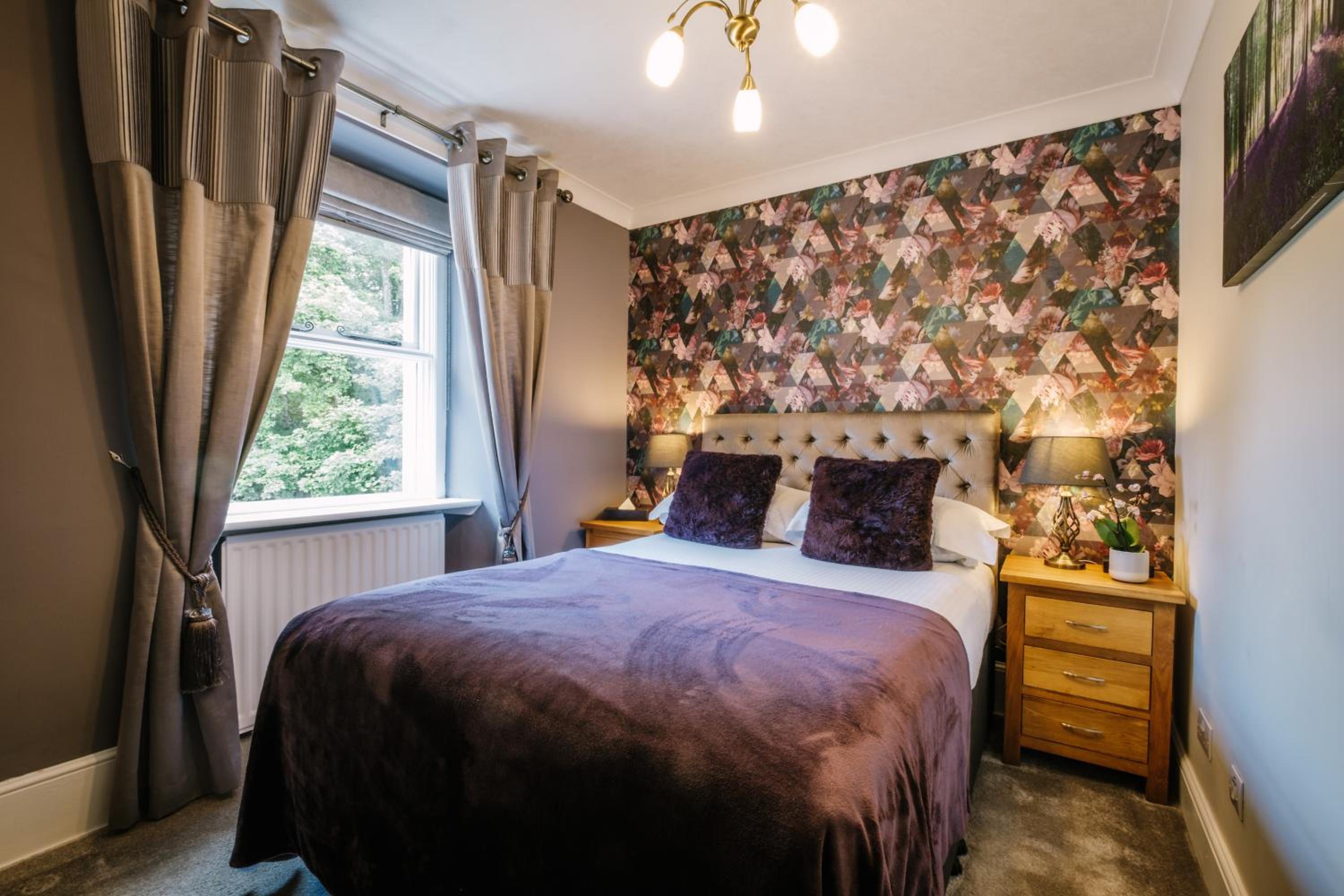 Classic Double Ensuite Room