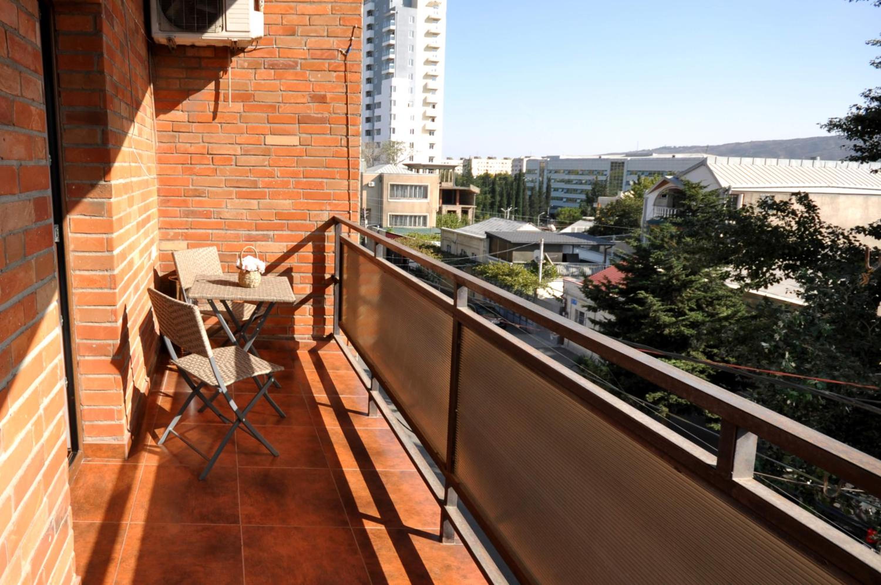Standard Double or Twin Room with Balcony - Photo 6