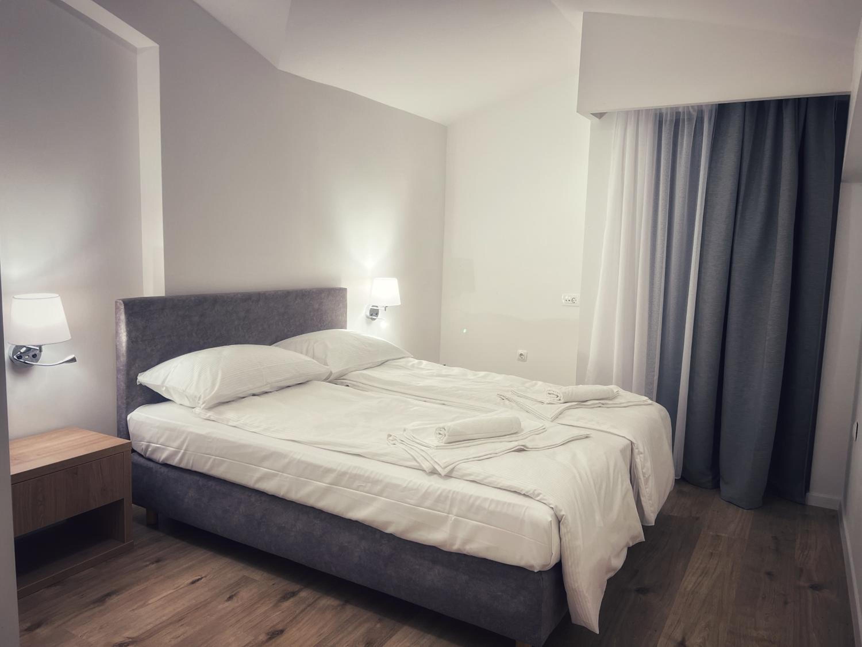Deluxe Double Room photo 2
